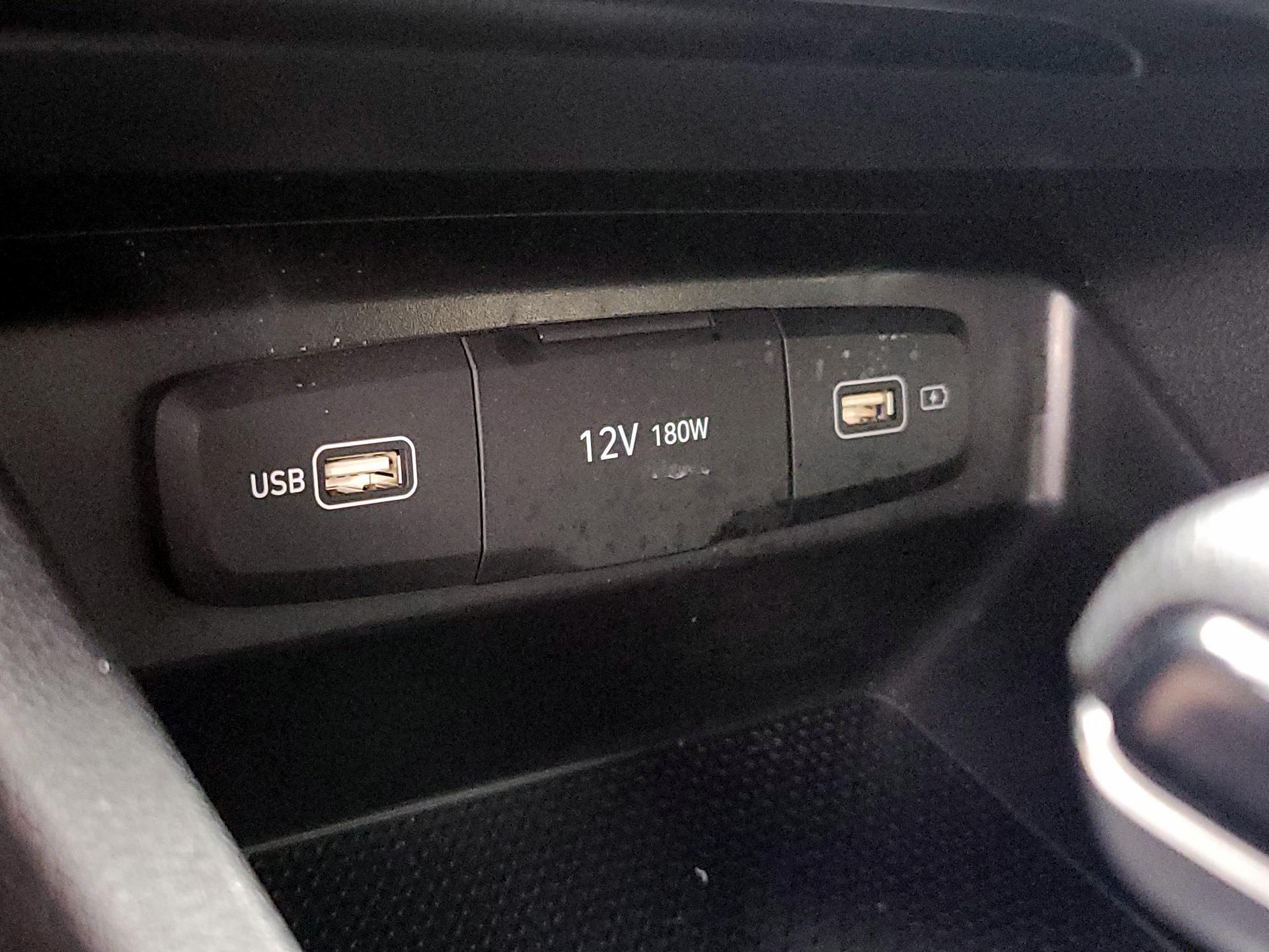 Thumbnail: 2023 Hyundai Santa Cruz - 18