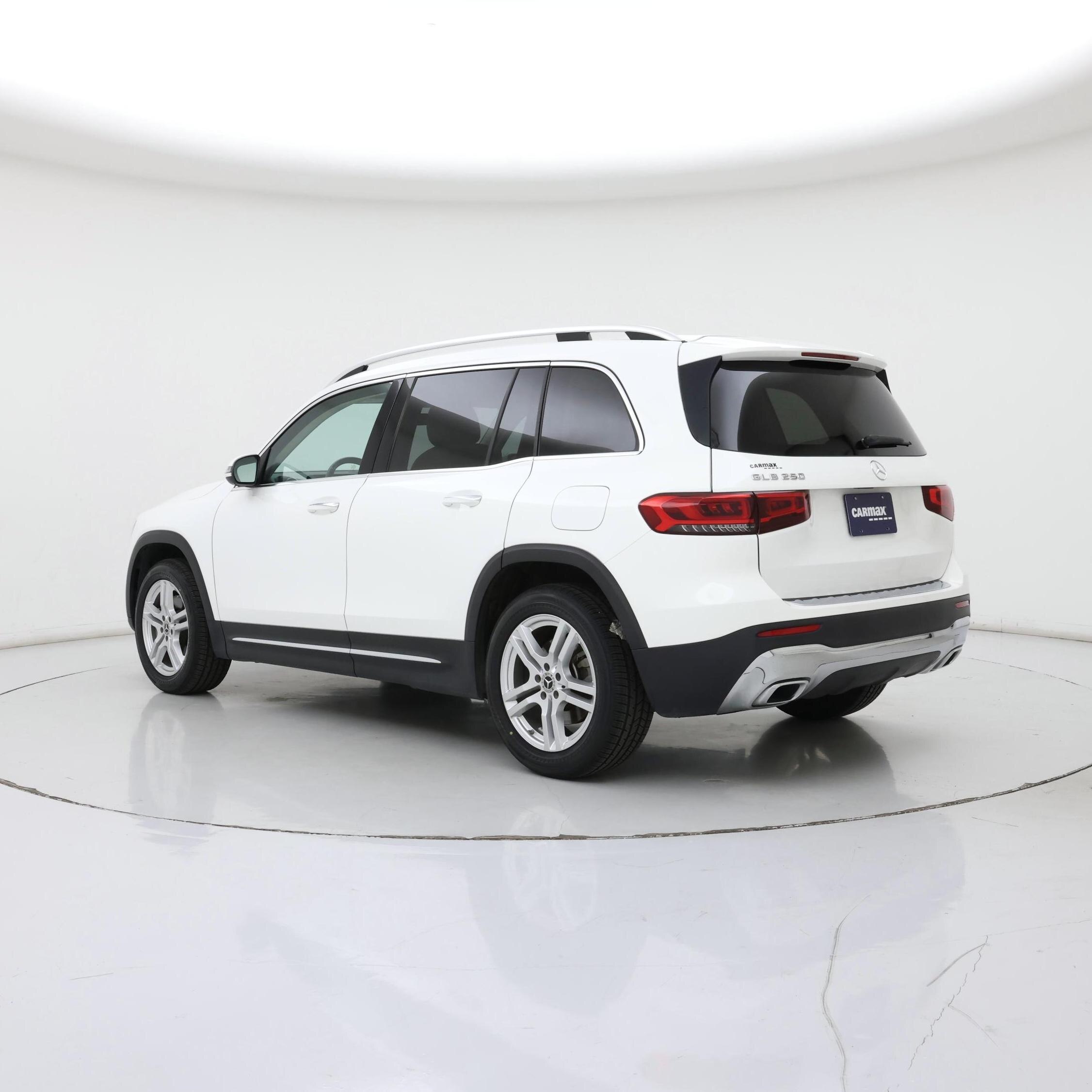 Thumbnail: 2020 Mercedes-Benz GLB - 3