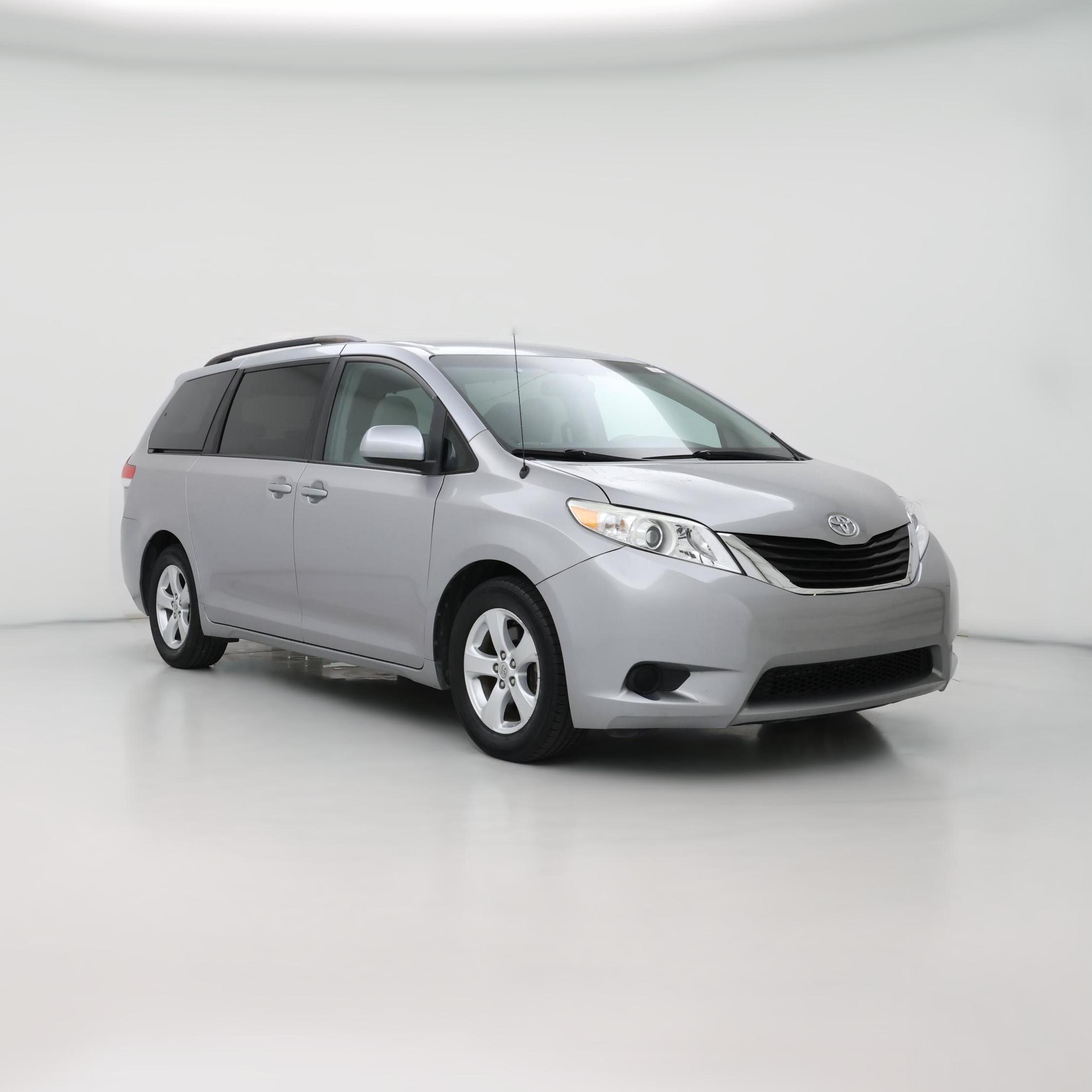 Thumbnail: 2014 Toyota Sienna - 1
