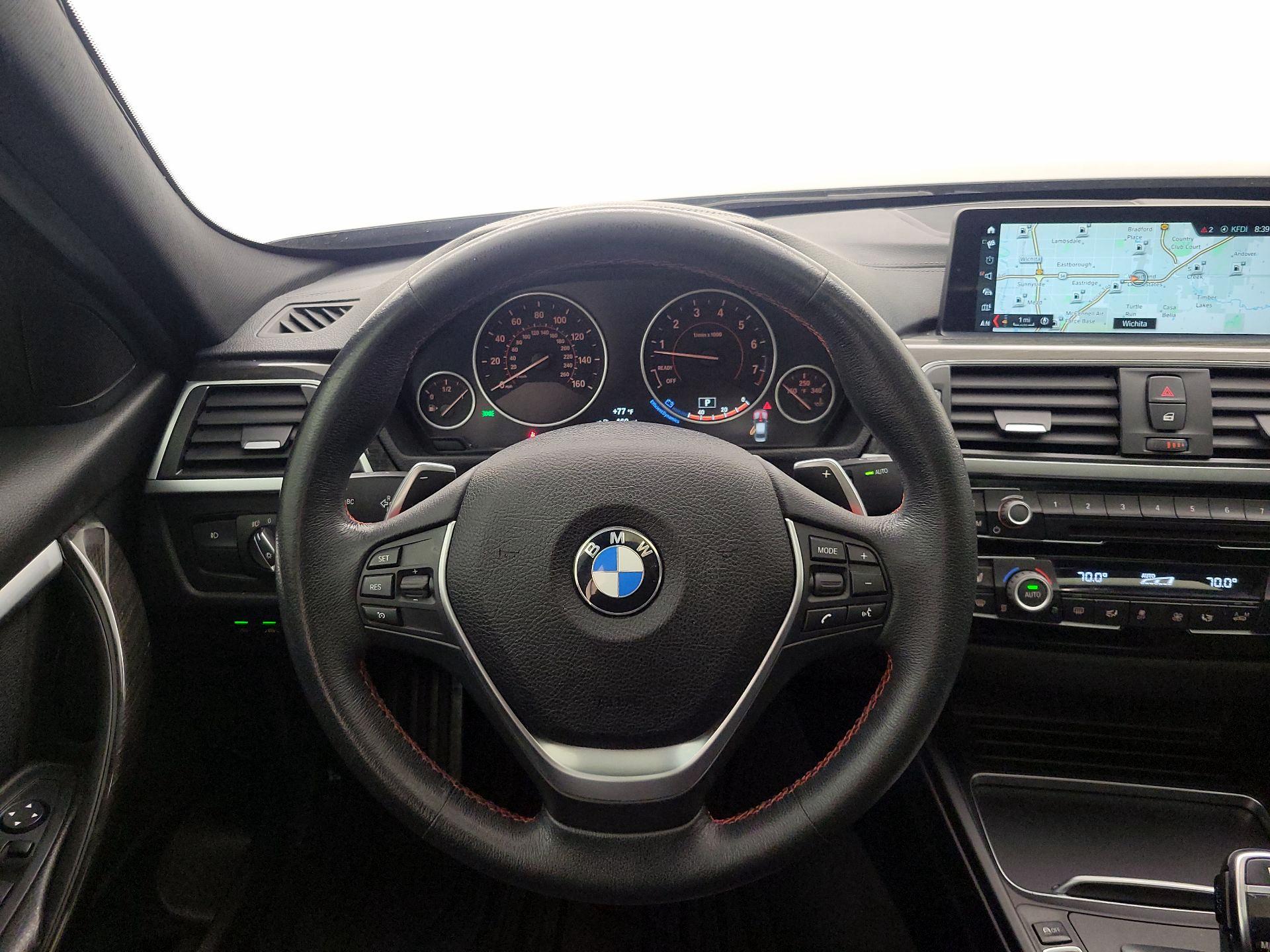Thumbnail: 2018 BMW 3 Series - 10