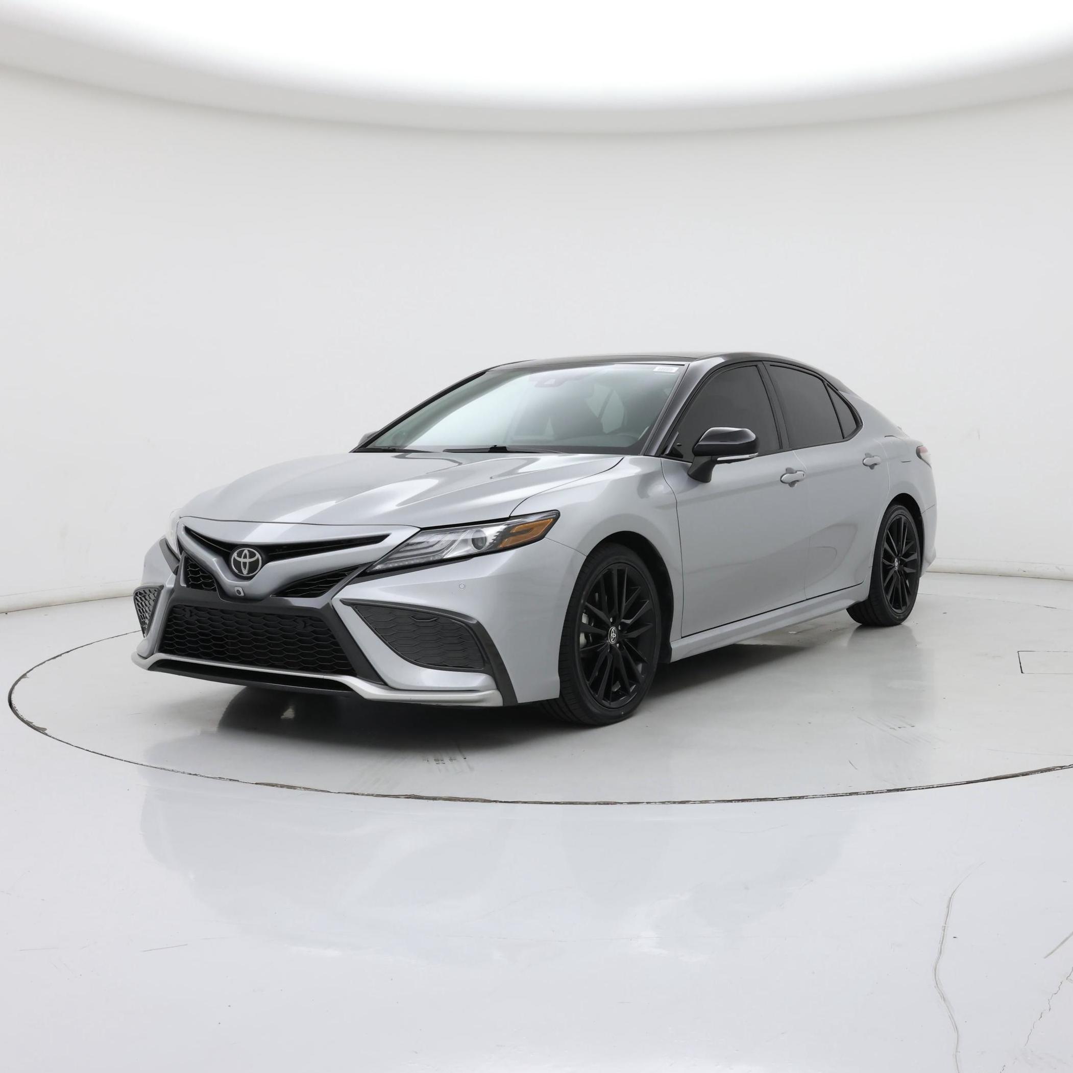 Thumbnail: 2021 Toyota Camry - 4