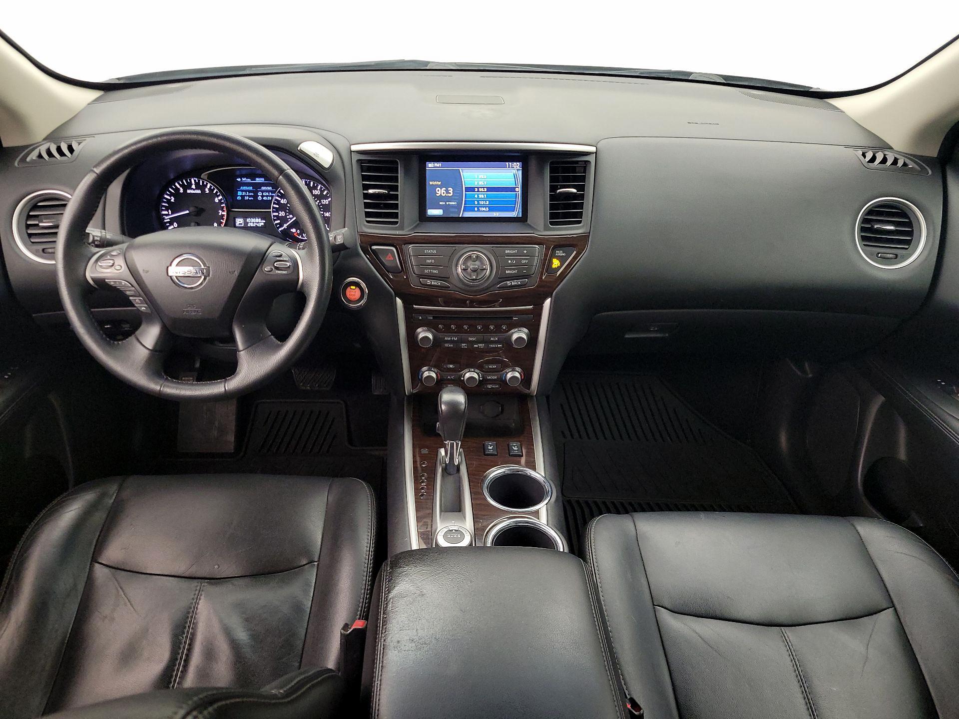 Thumbnail: 2013 Nissan Pathfinder - 9