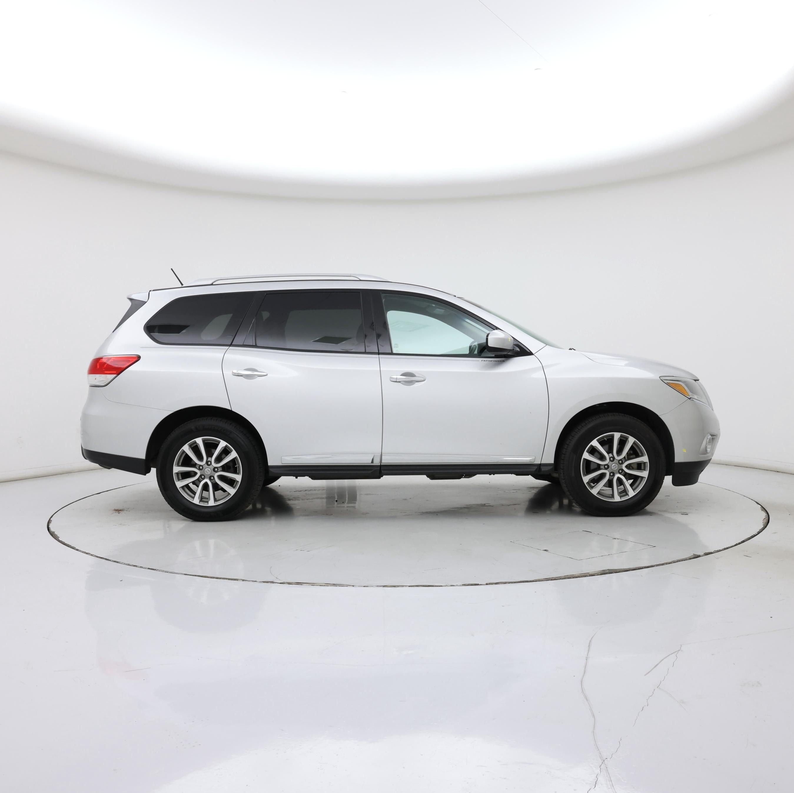 Thumbnail: 2013 Nissan Pathfinder - 7