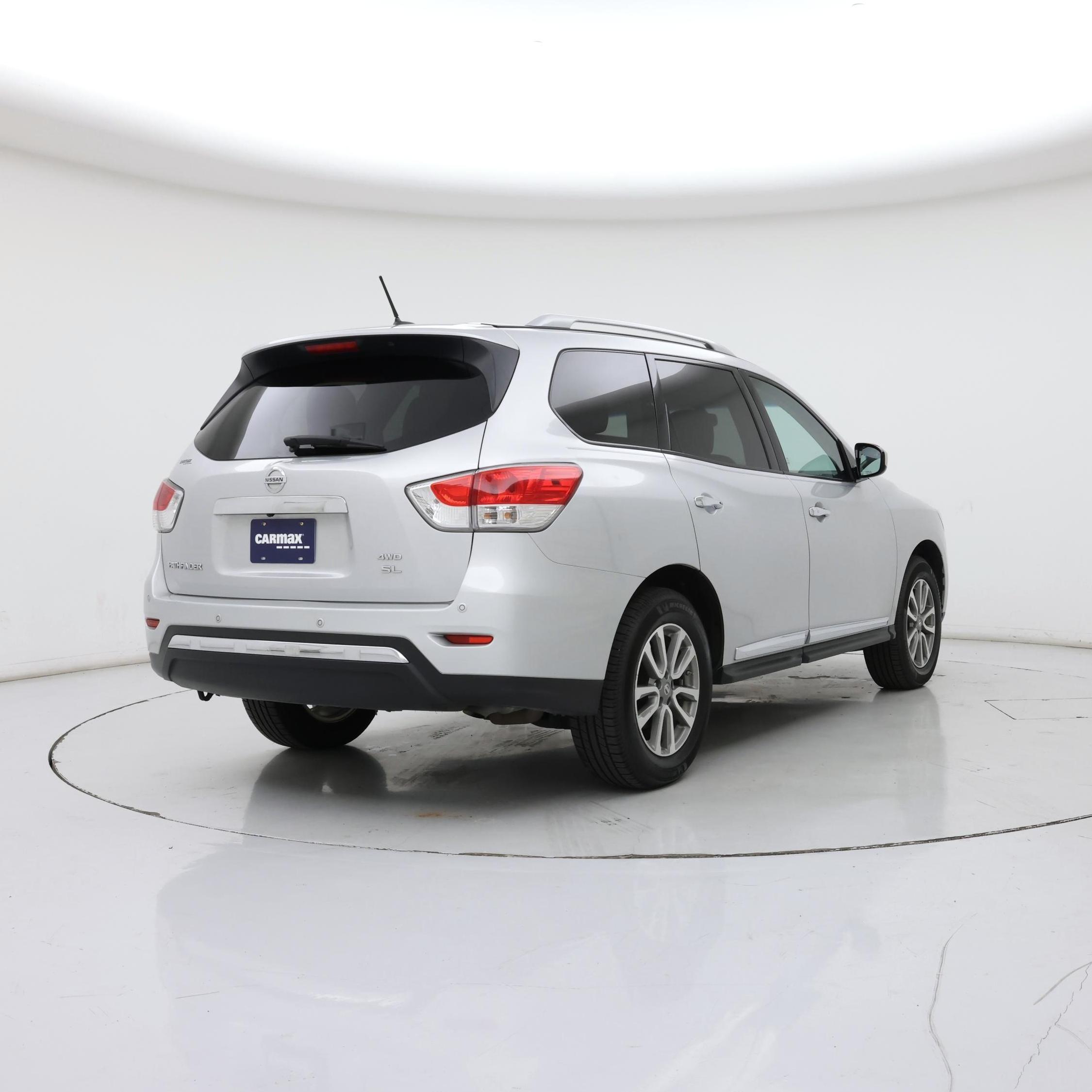 Thumbnail: 2013 Nissan Pathfinder - 8