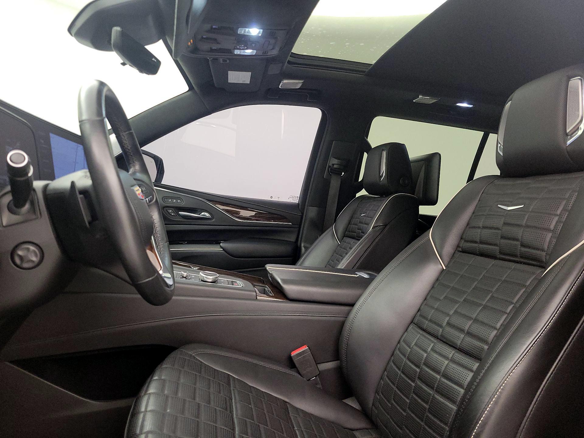 Thumbnail: 2021 Cadillac Escalade - 20