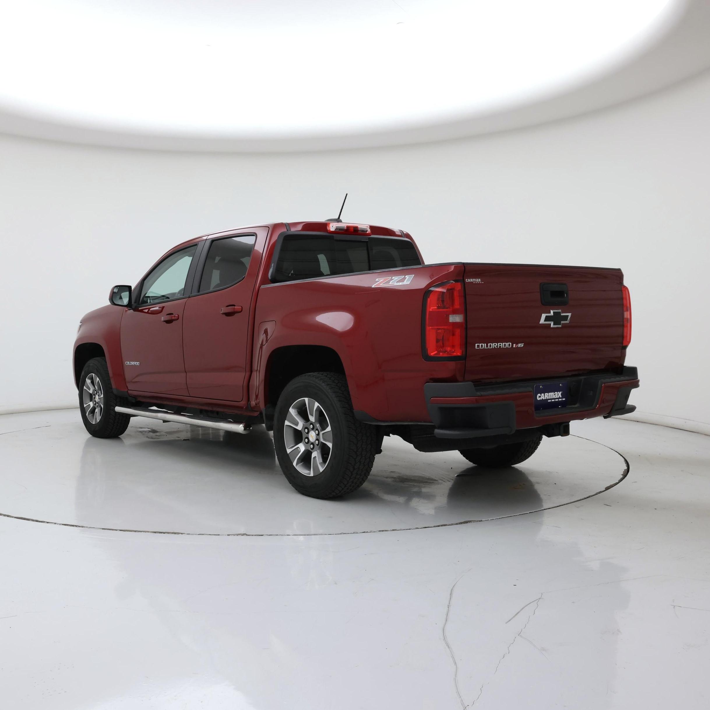 Thumbnail: 2019 Chevrolet Colorado - 2