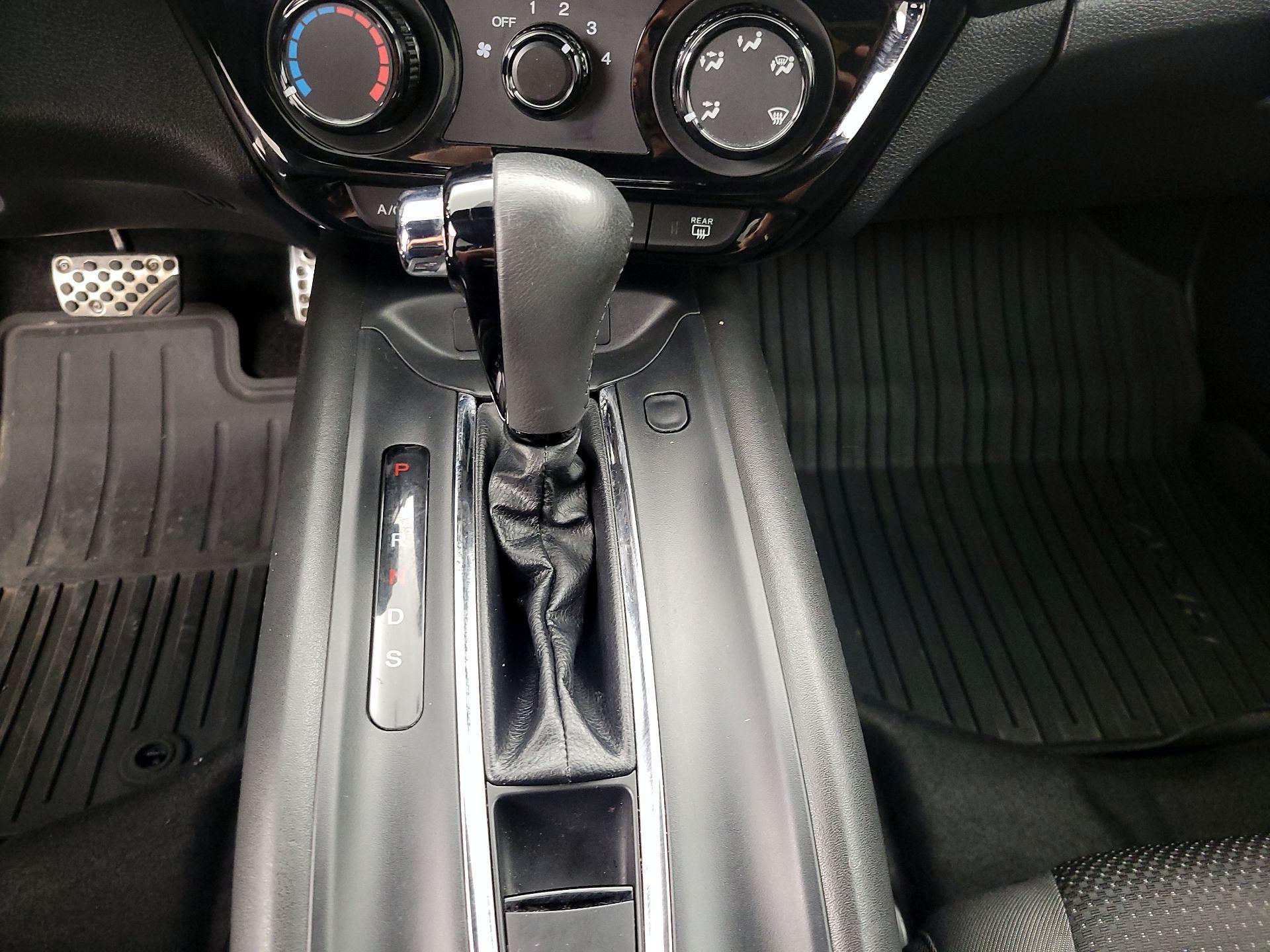 Thumbnail: 2021 Honda HR-V - 17
