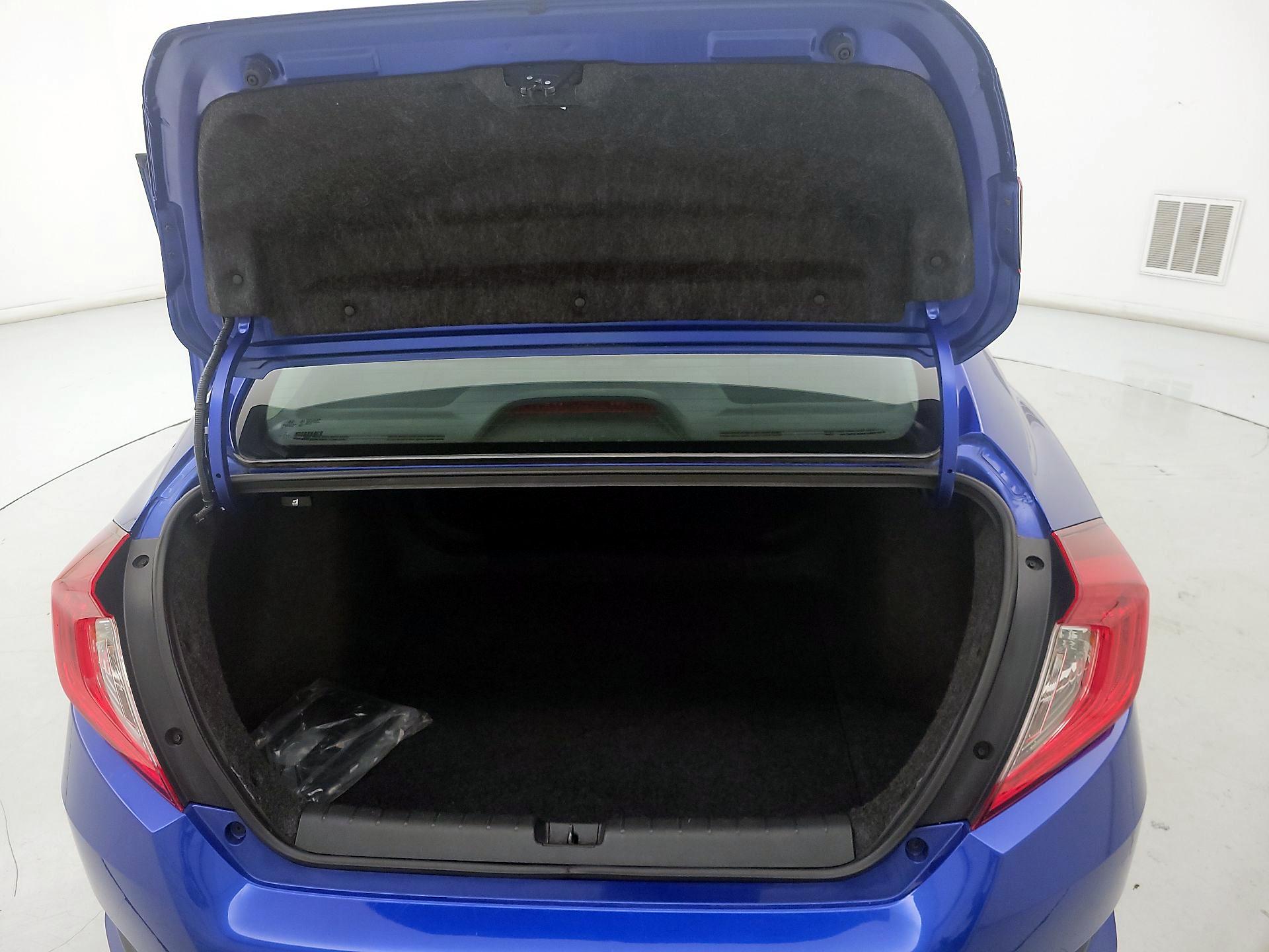 Thumbnail: 2016 Honda Civic - 20