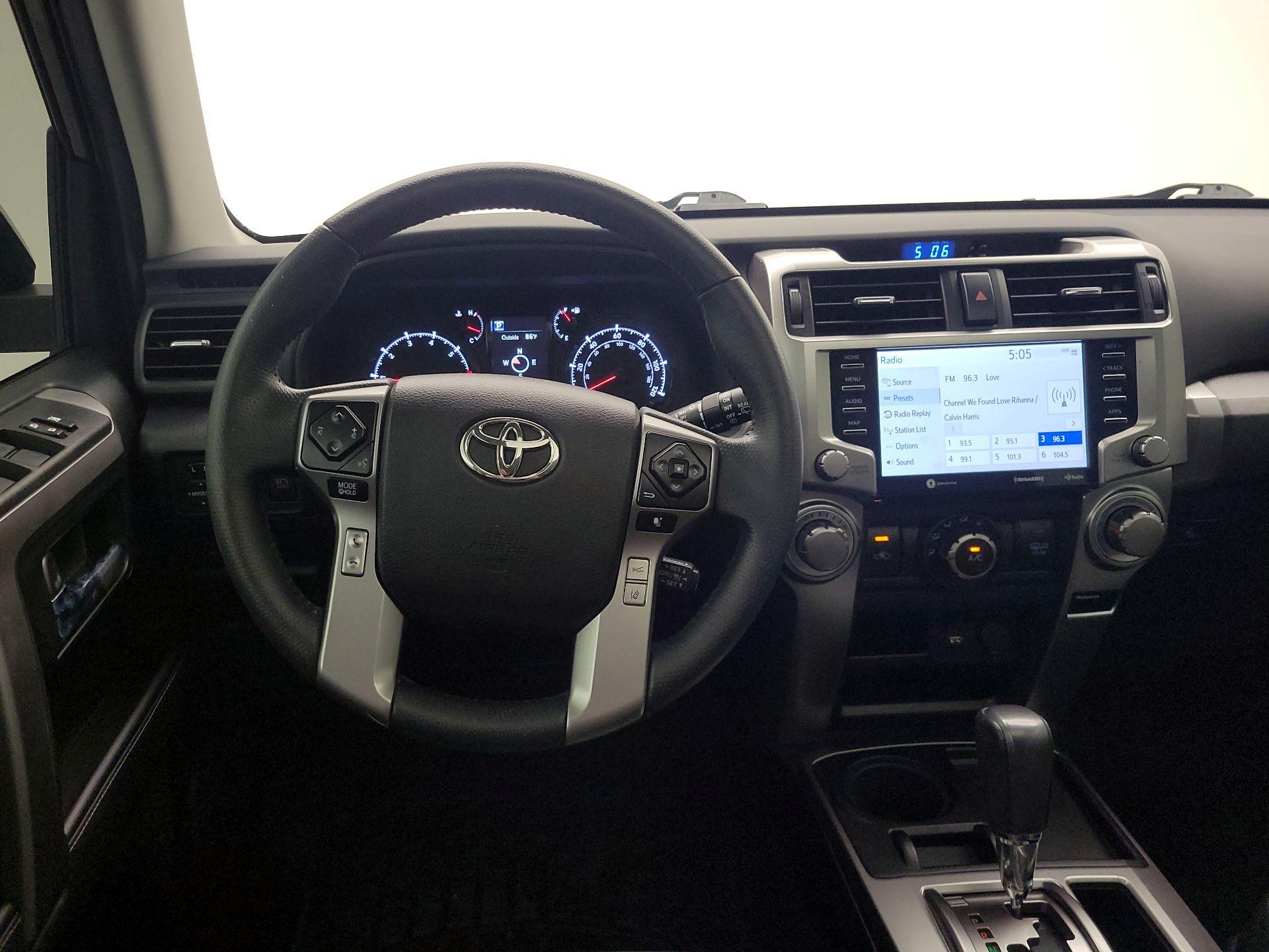 Thumbnail: 2021 Toyota 4Runner - 10