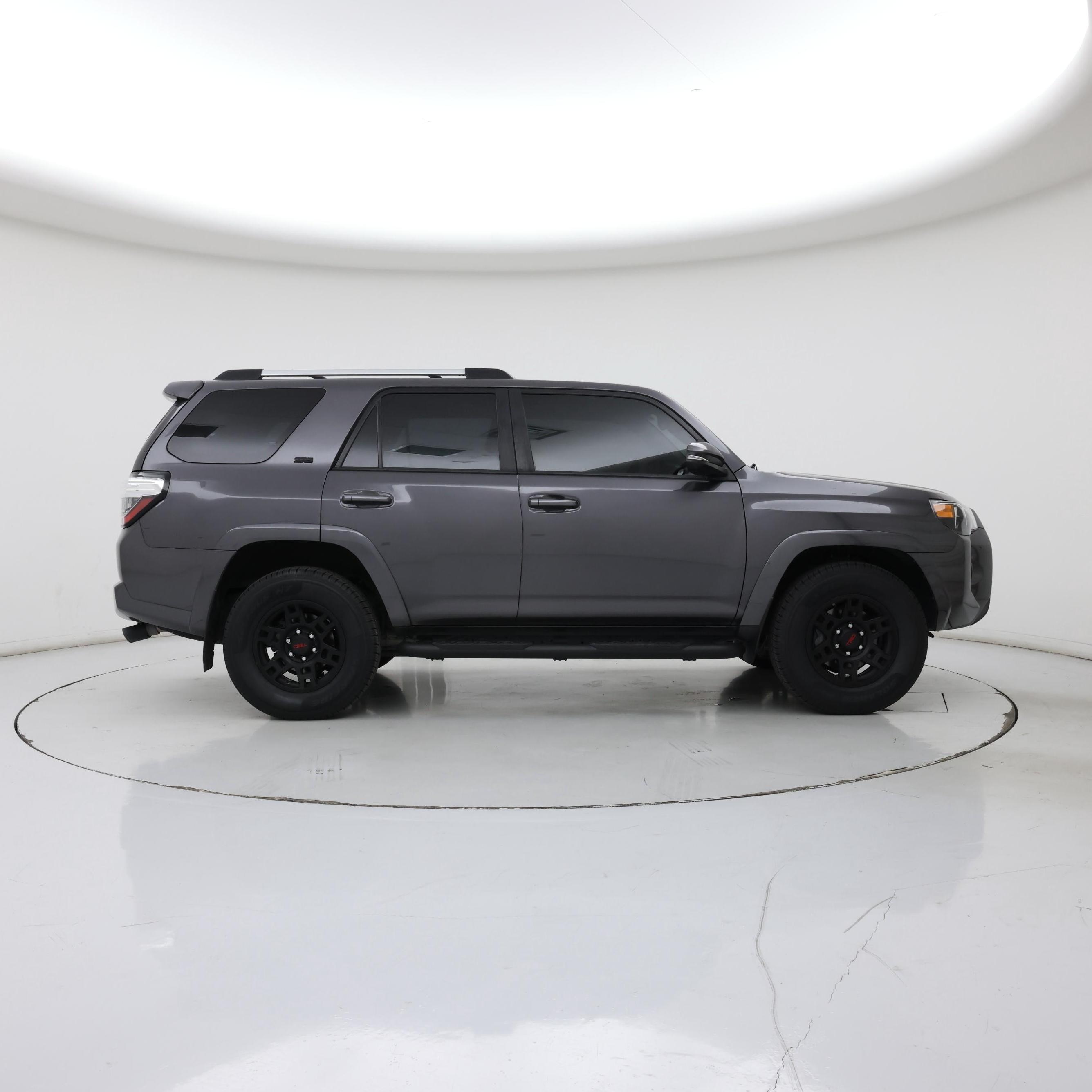 Thumbnail: 2021 Toyota 4Runner - 7