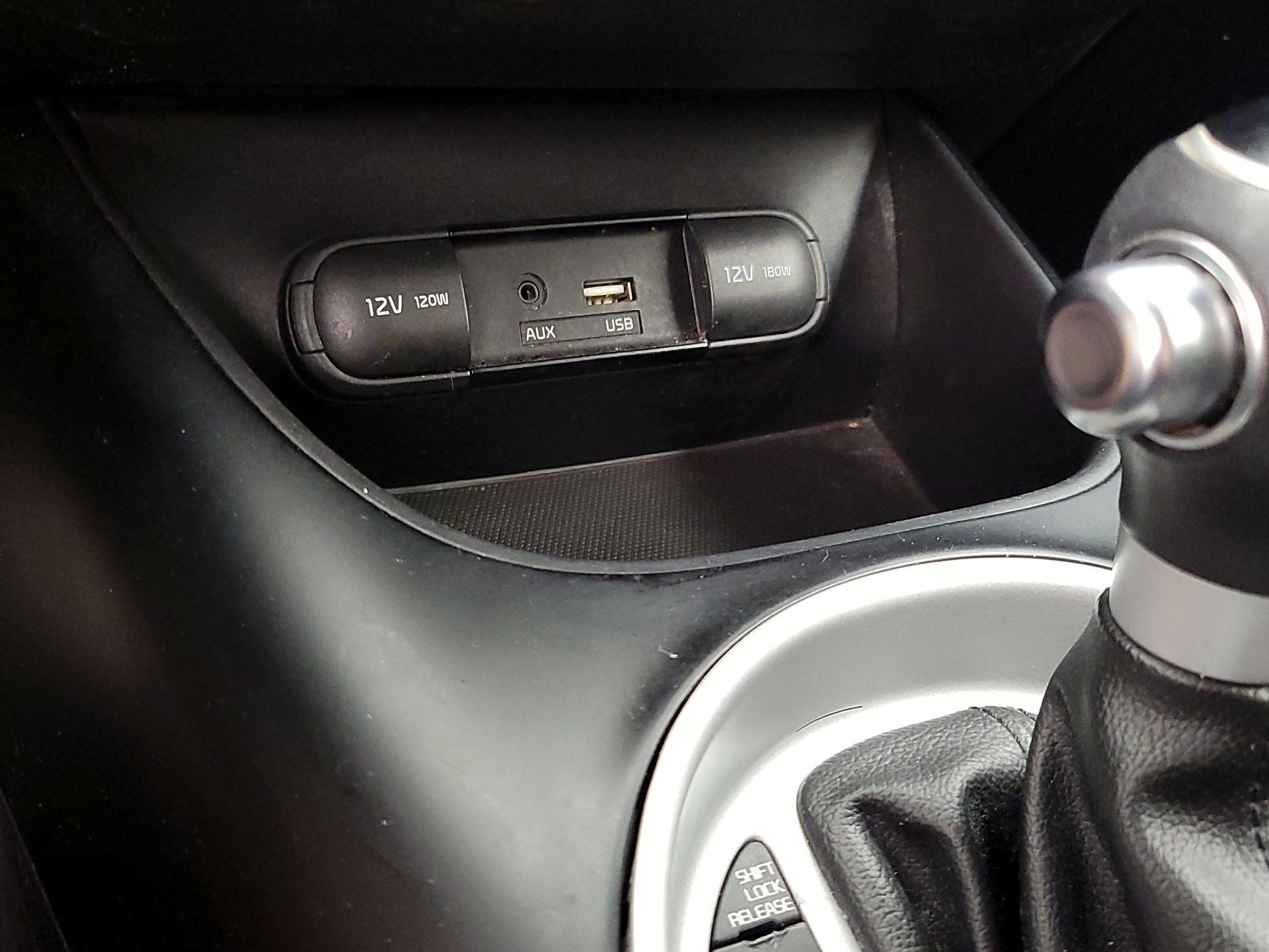 Thumbnail: 2017 Kia Soul - 17