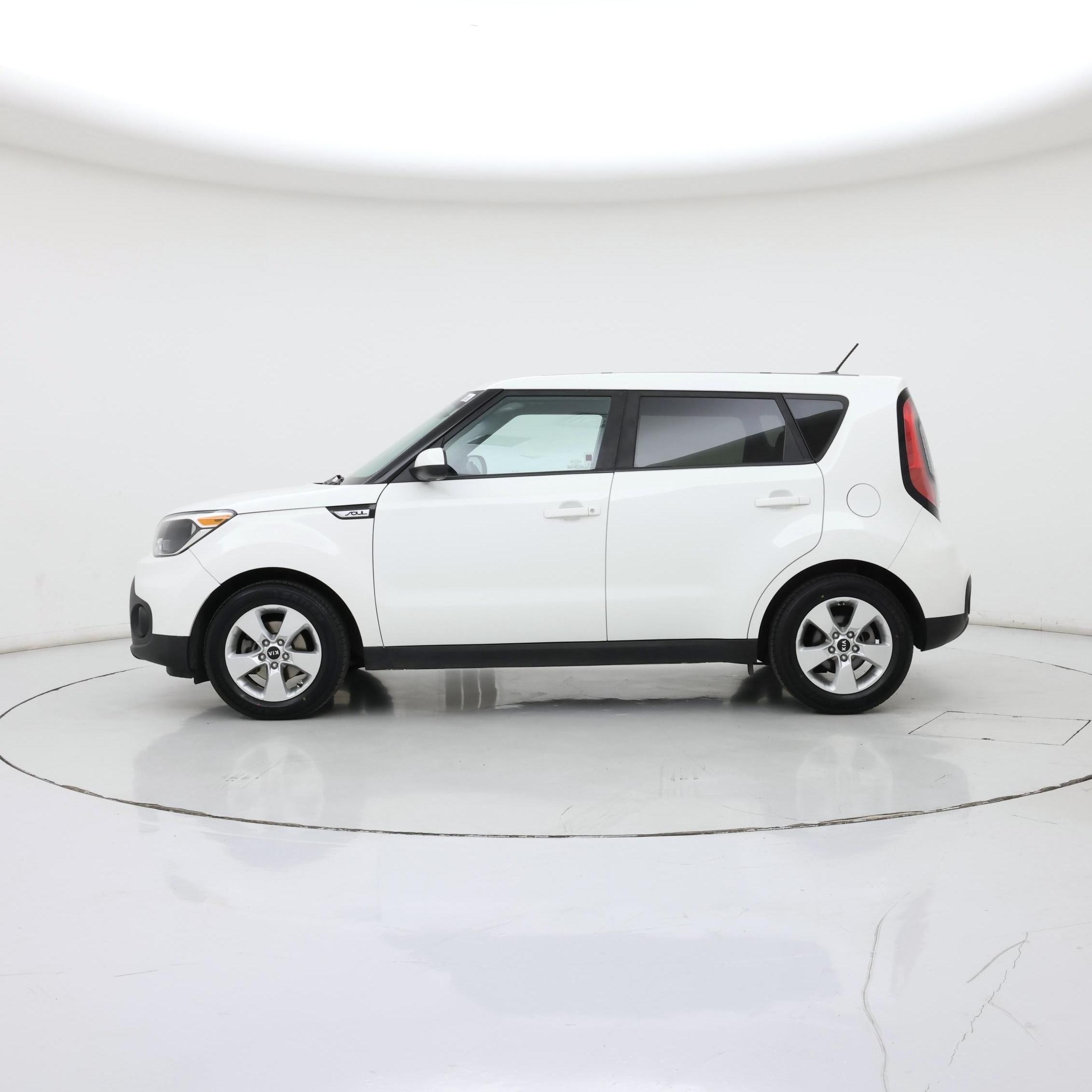 Thumbnail: 2017 Kia Soul - 3