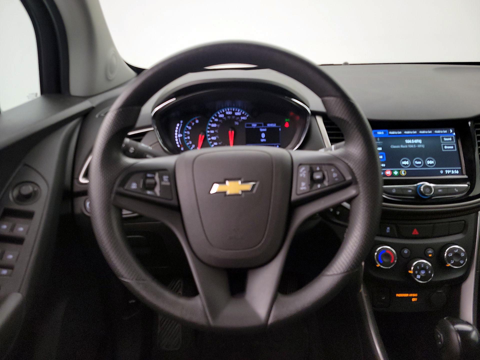 Thumbnail: 2019 Chevrolet Trax - 10