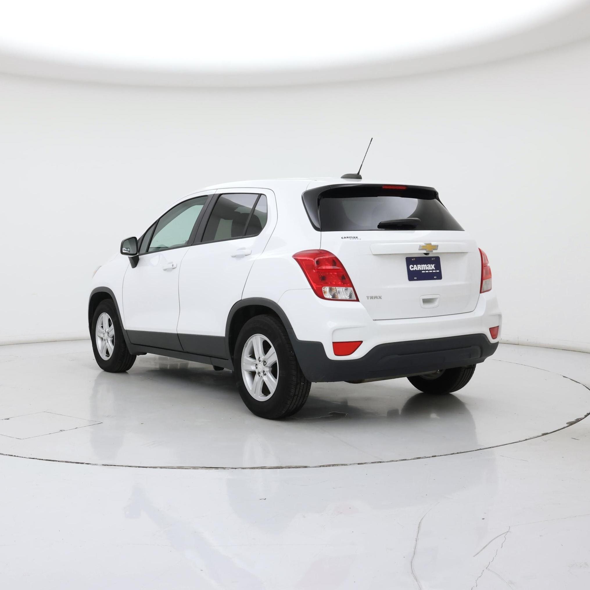Thumbnail: 2019 Chevrolet Trax - 2