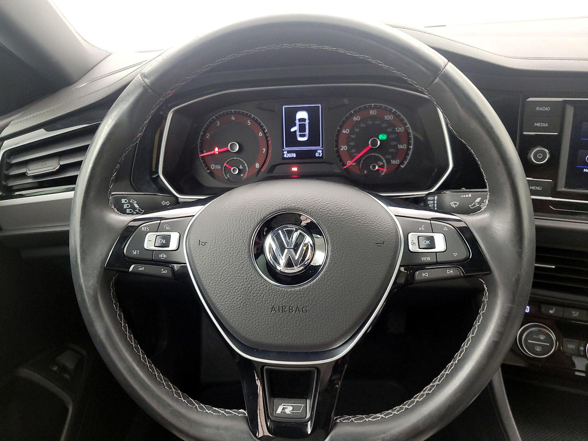 Thumbnail: 2021 Volkswagen Jetta - 10