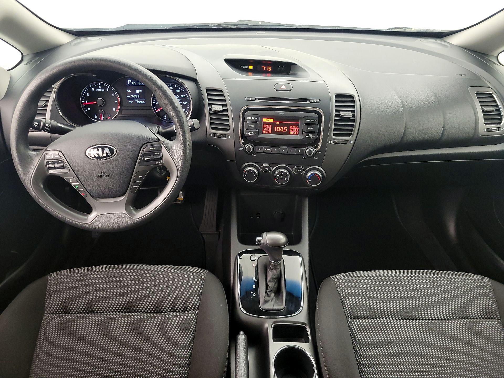 Thumbnail: 2018 Kia Forte - 9