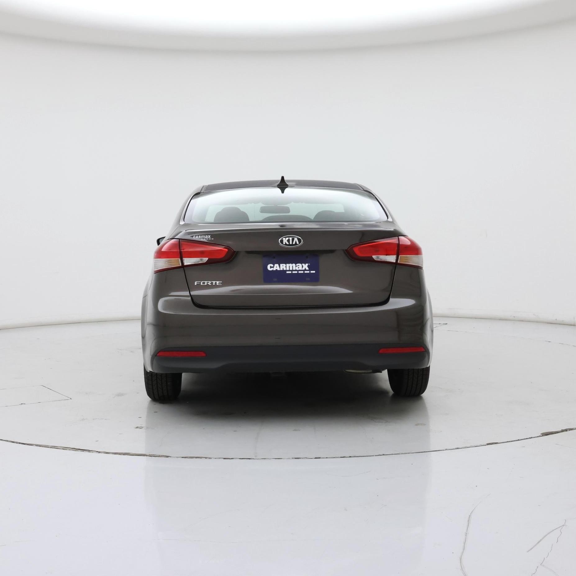 Thumbnail: 2018 Kia Forte - 6