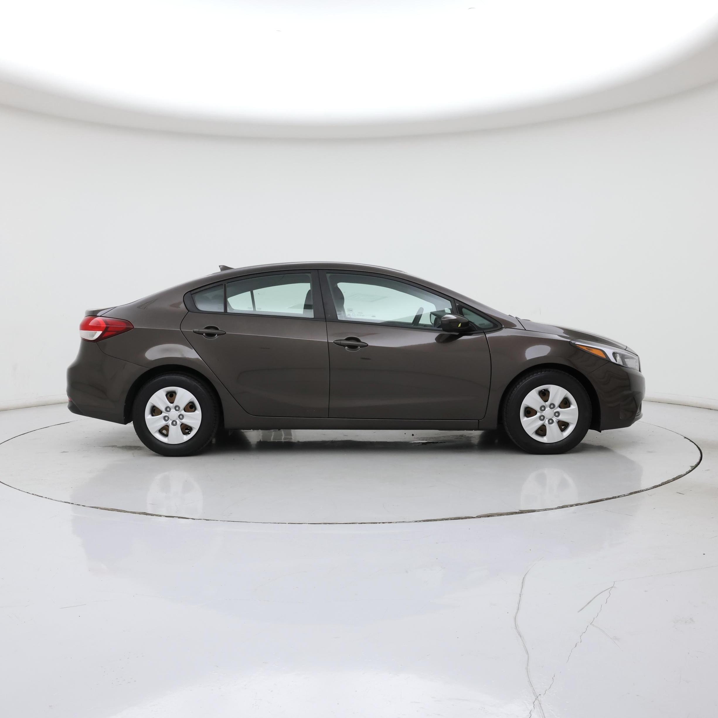Thumbnail: 2018 Kia Forte - 7