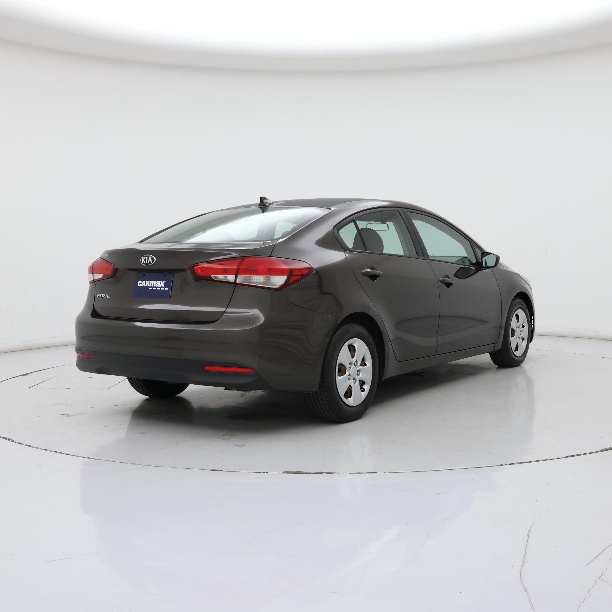 Thumbnail: 2018 Kia Forte - 8