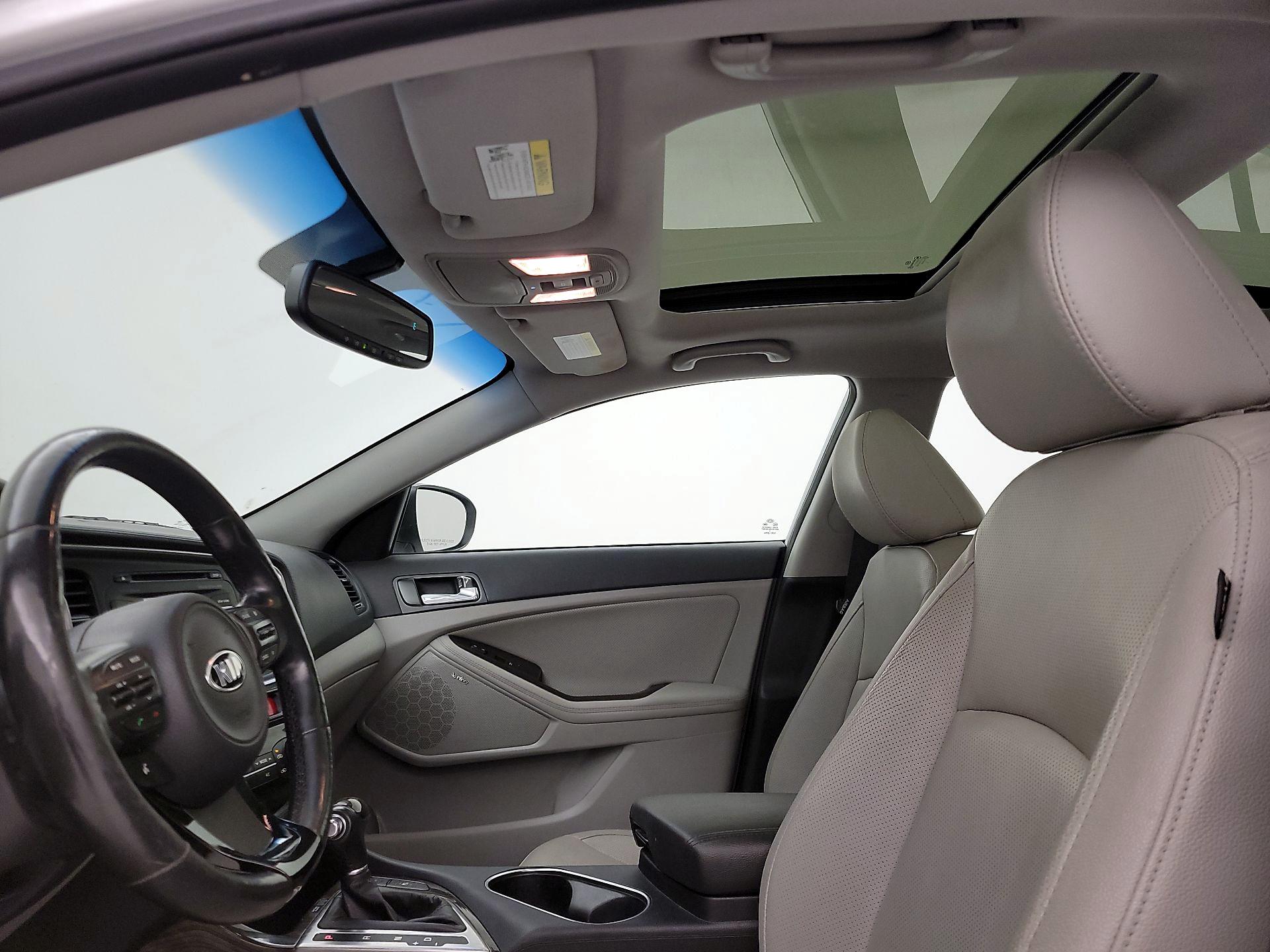 Thumbnail: 2014 Kia Optima - 19