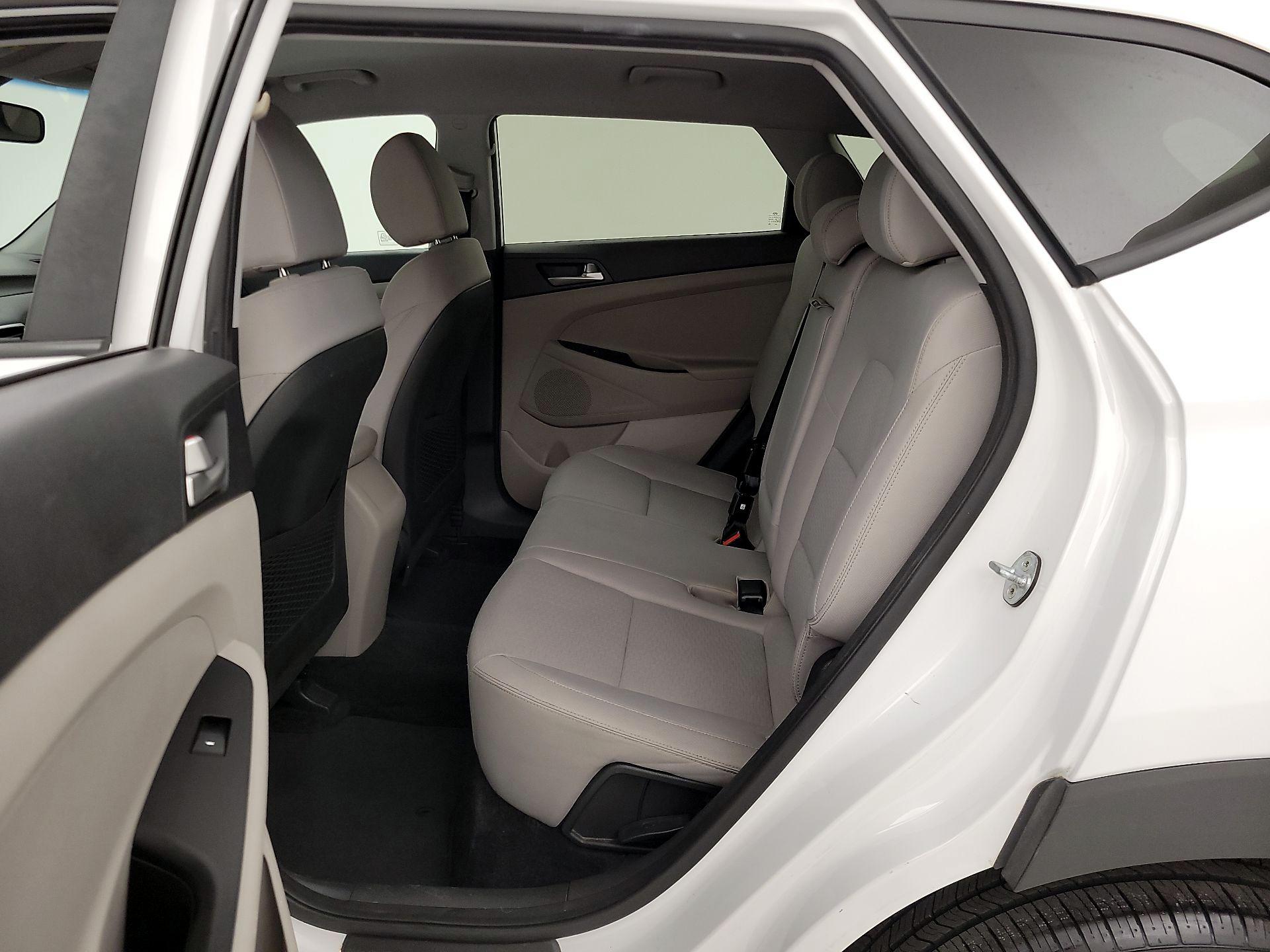 Thumbnail: 2019 Hyundai Tucson - 19