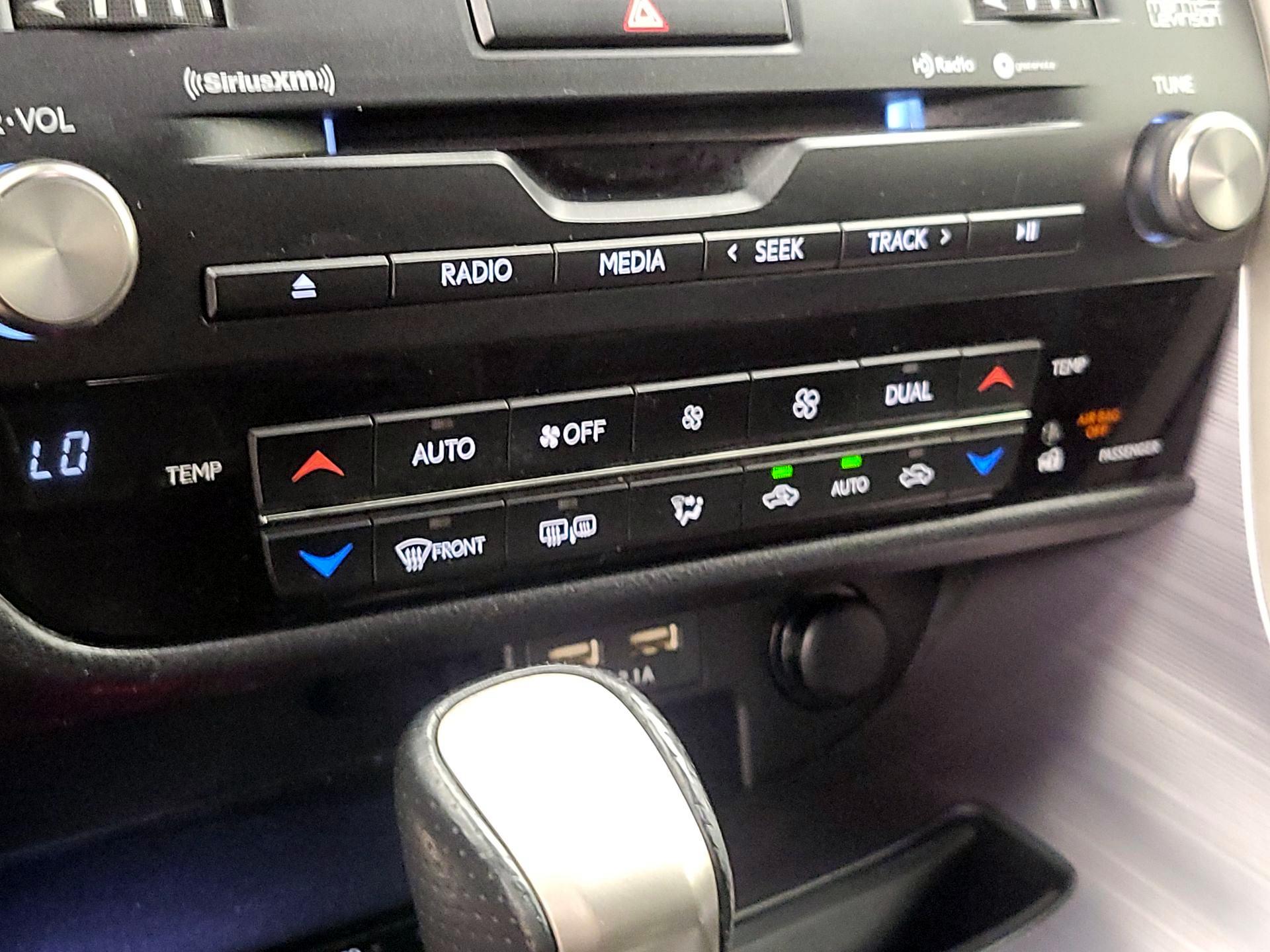 Thumbnail: 2020 Lexus RX - 17