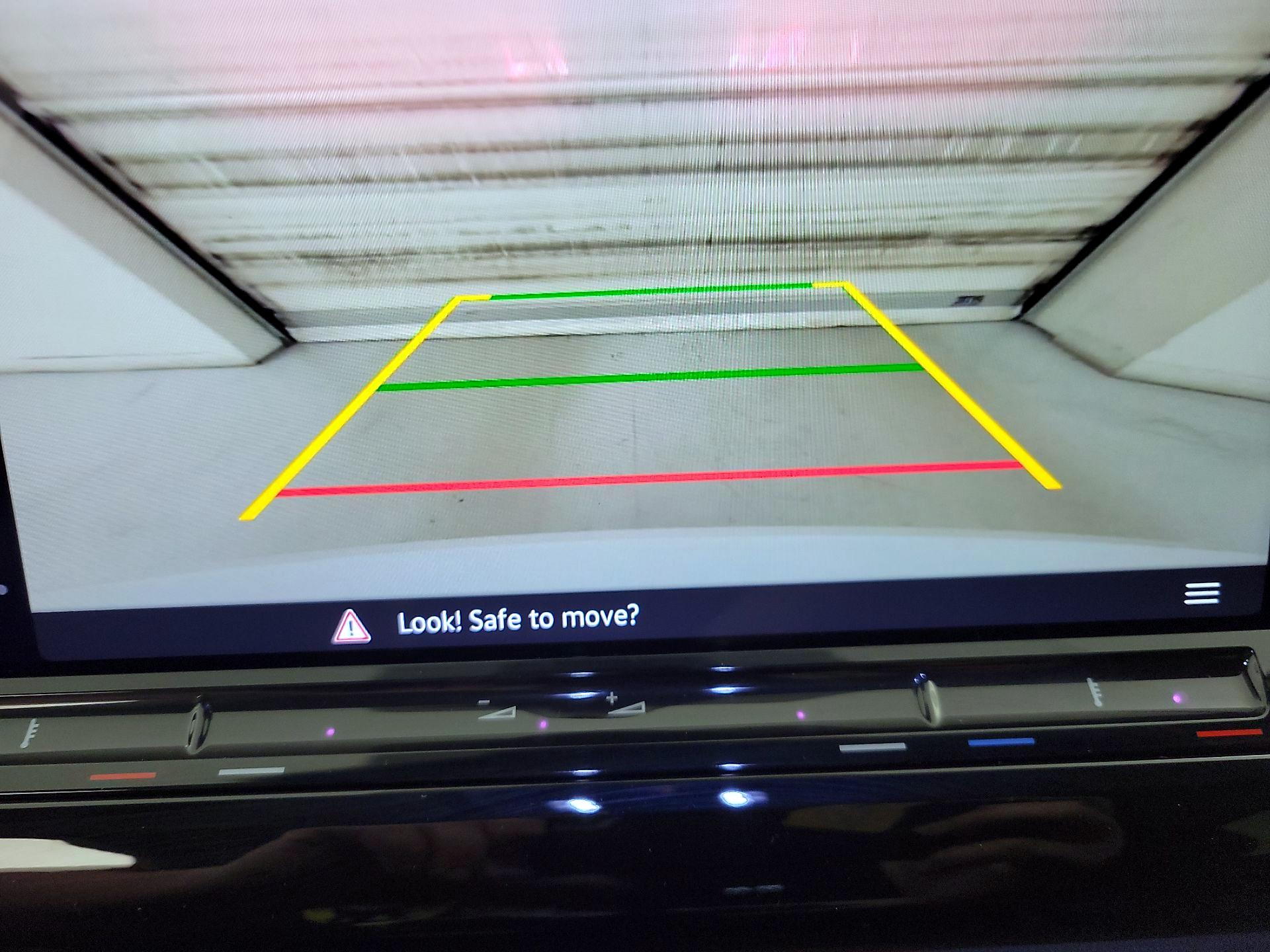 Thumbnail: 2024 Volkswagen Atlas - 14