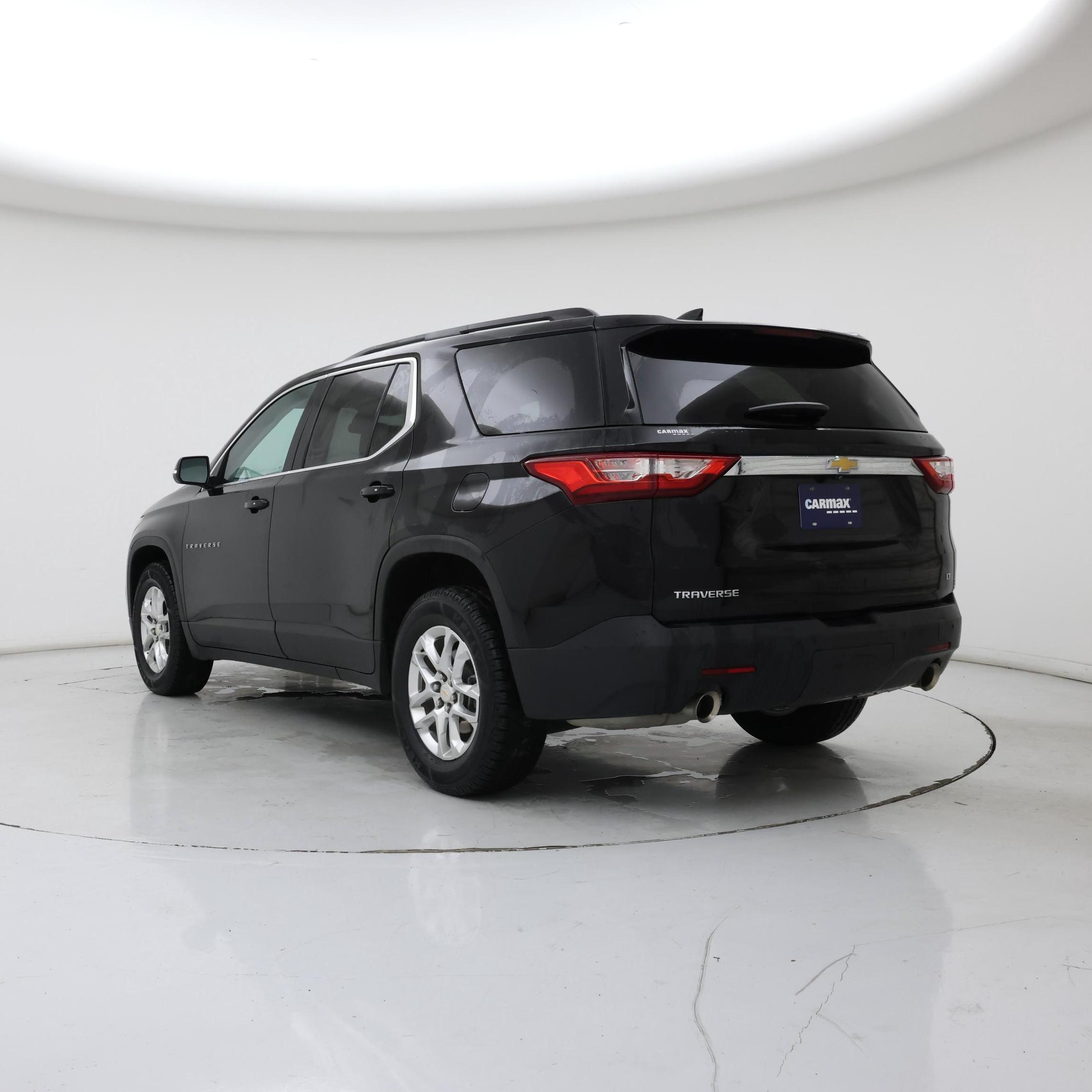 Thumbnail: 2021 Chevrolet Traverse - 2