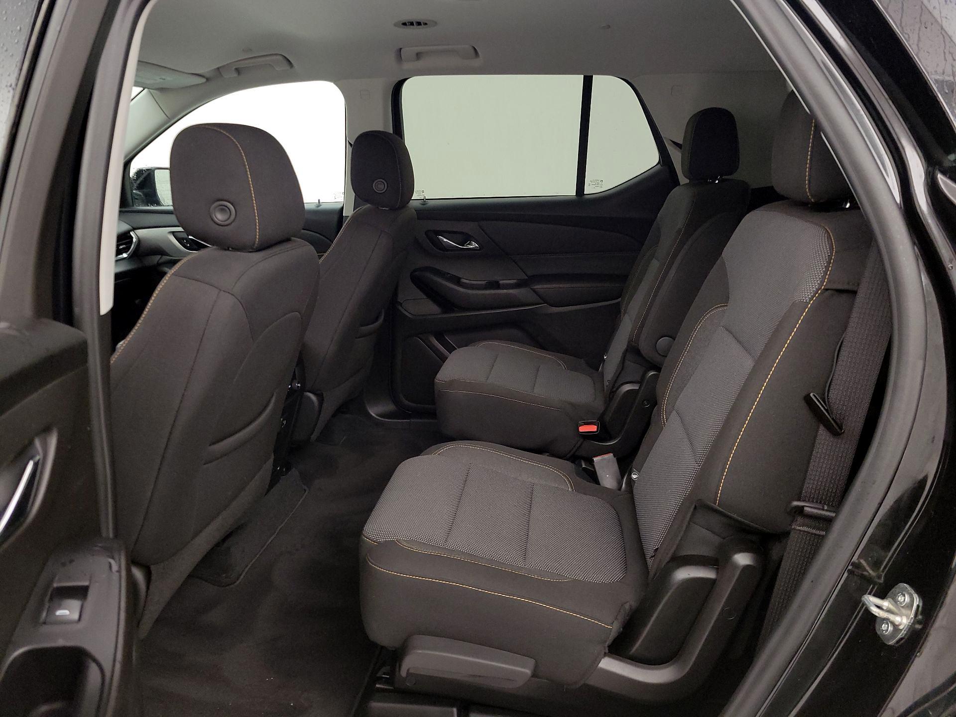 Thumbnail: 2021 Chevrolet Traverse - 19