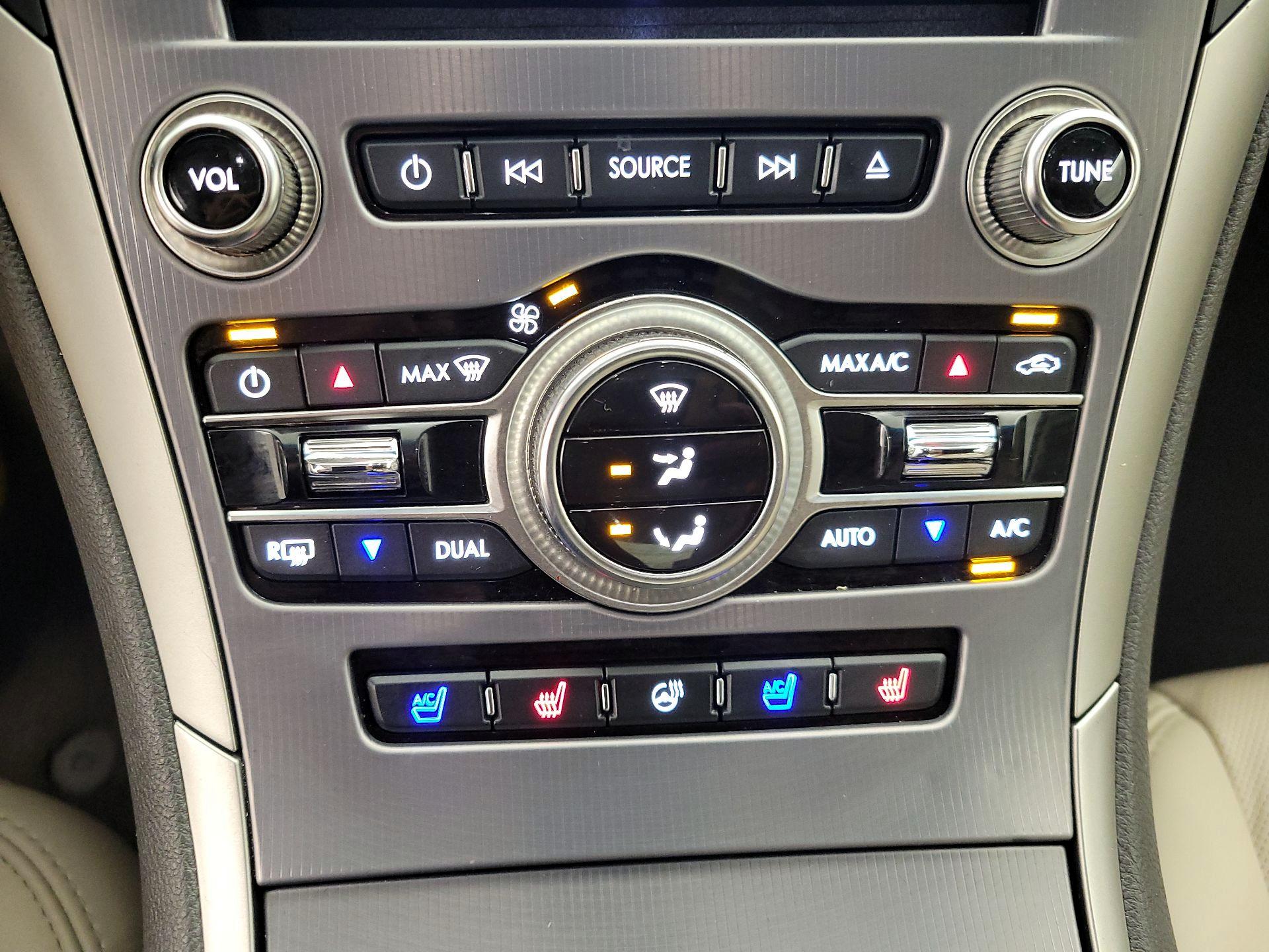 Thumbnail: 2019 Lincoln MKZ - 17