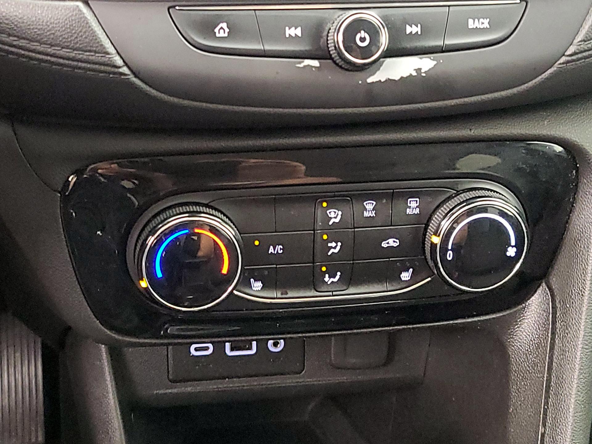 Thumbnail: 2020 Buick Encore GX - 16