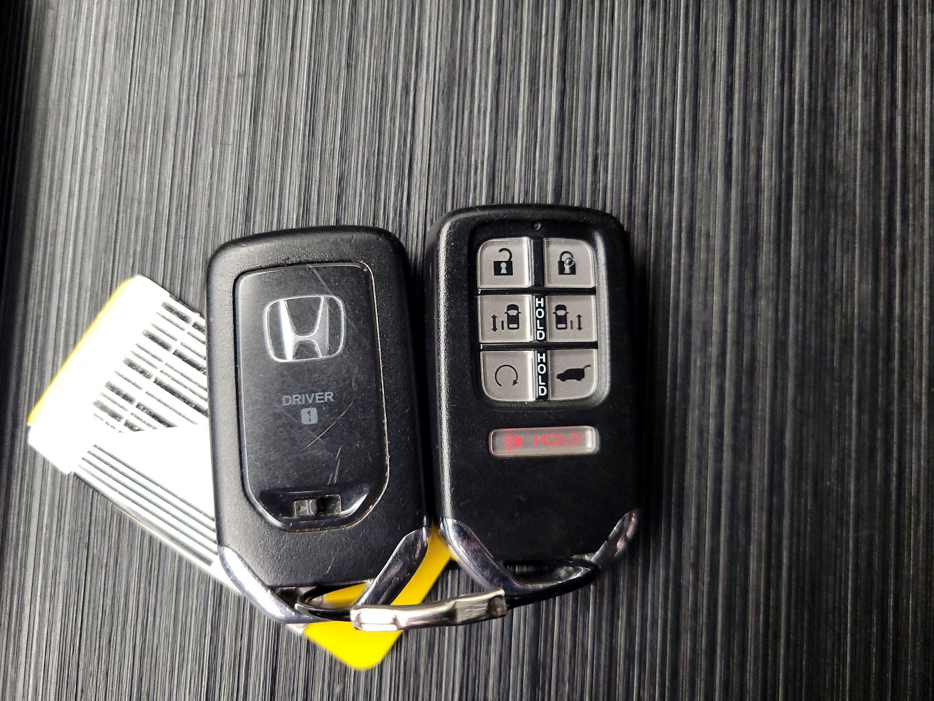 Thumbnail: 2019 Honda Odyssey - 19