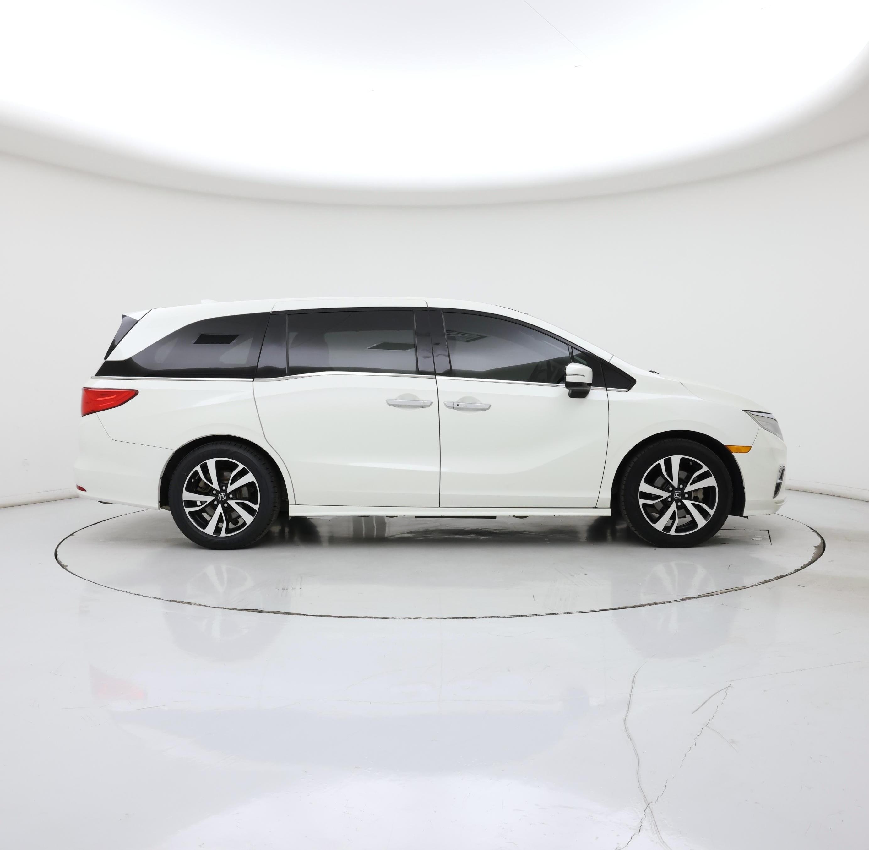 Thumbnail: 2019 Honda Odyssey - 7