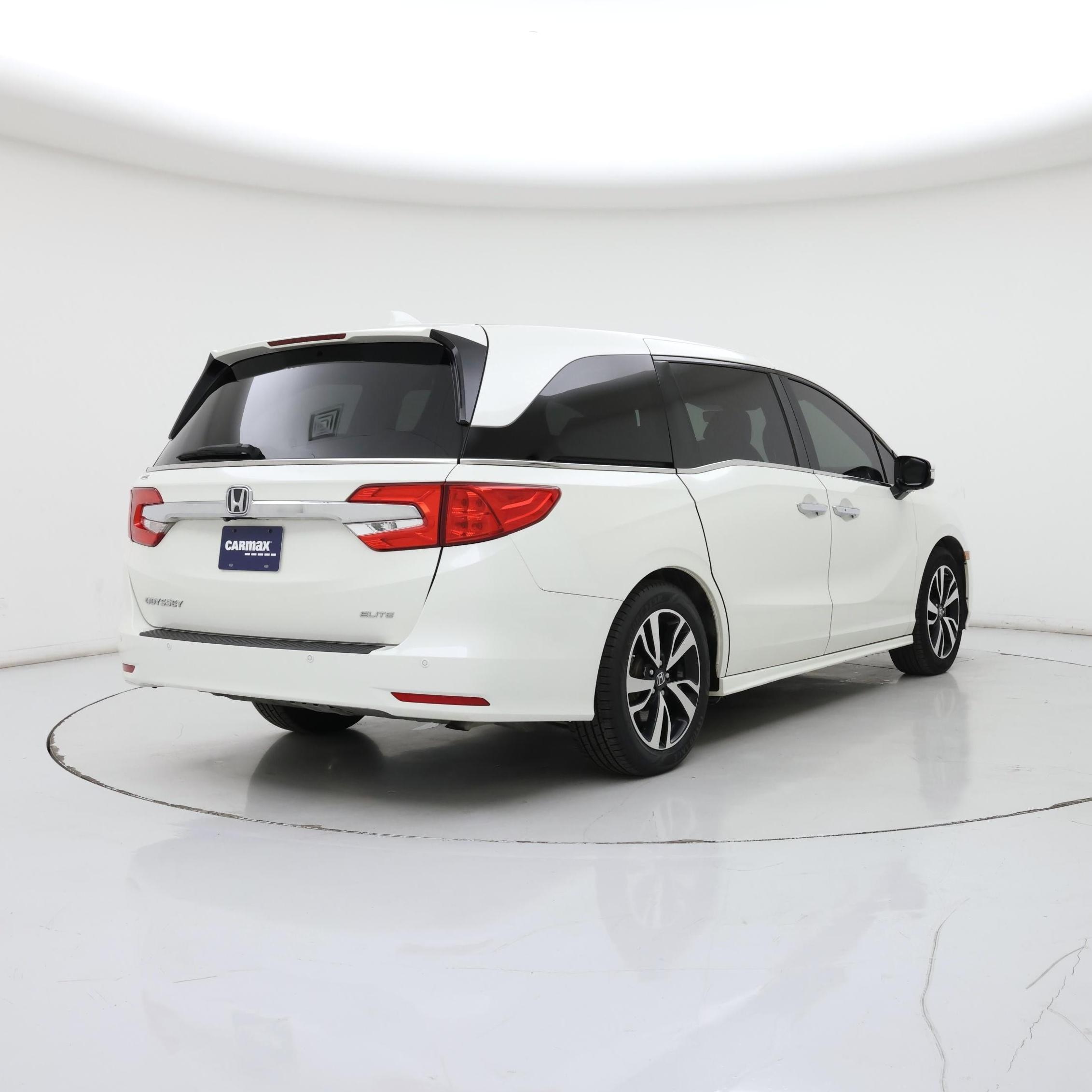 Thumbnail: 2019 Honda Odyssey - 8