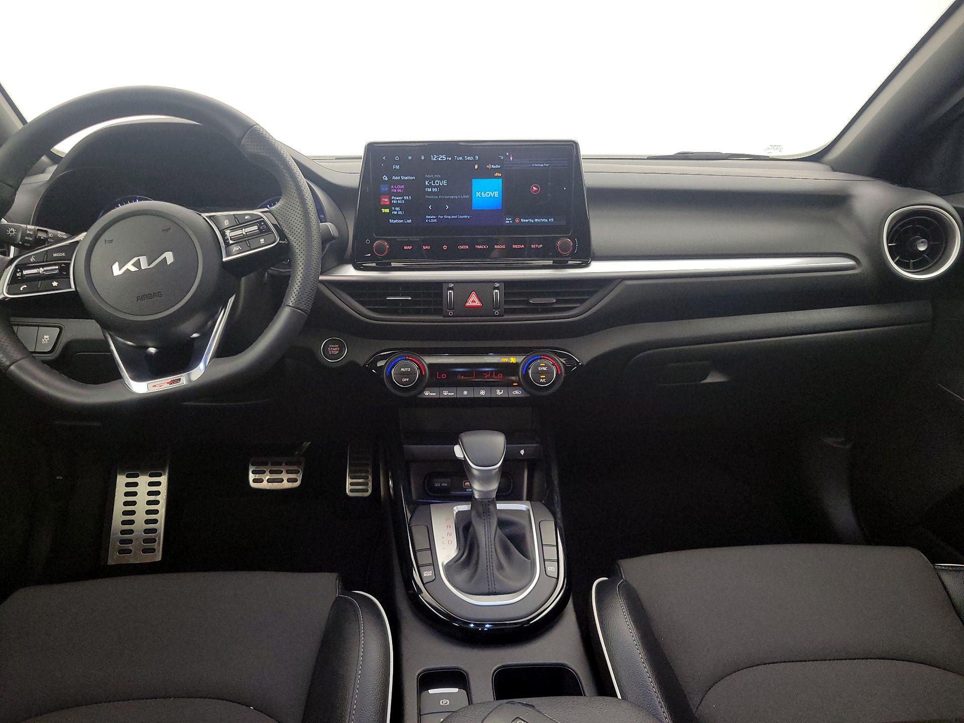 Thumbnail: 2023 Kia Forte - 9