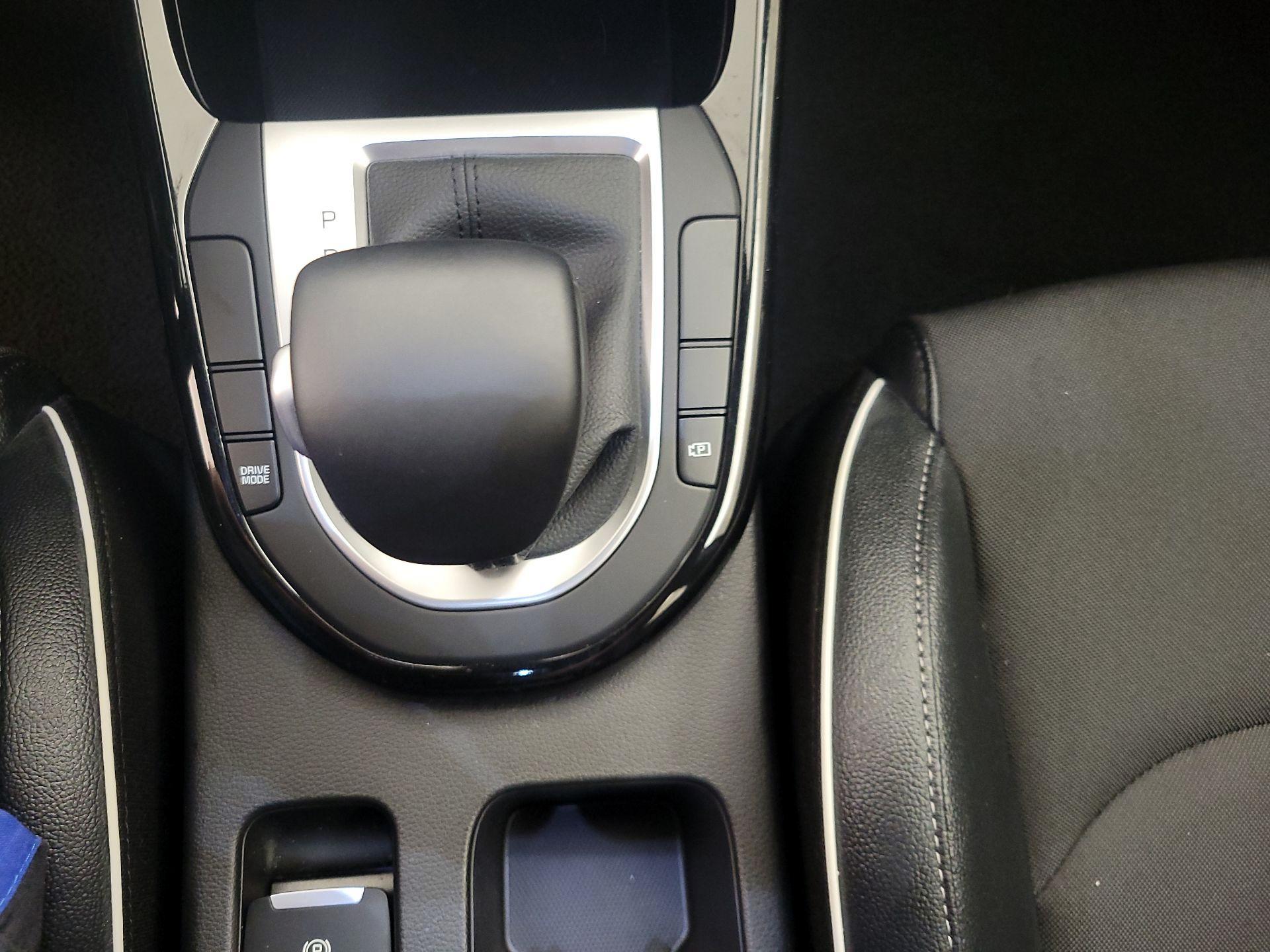 Thumbnail: 2023 Kia Forte - 18