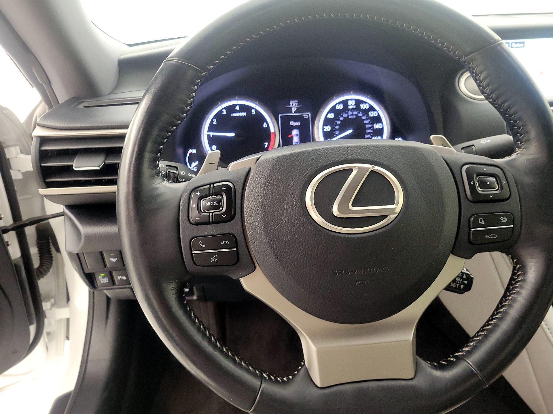 Thumbnail: 2015 Lexus RC - 10