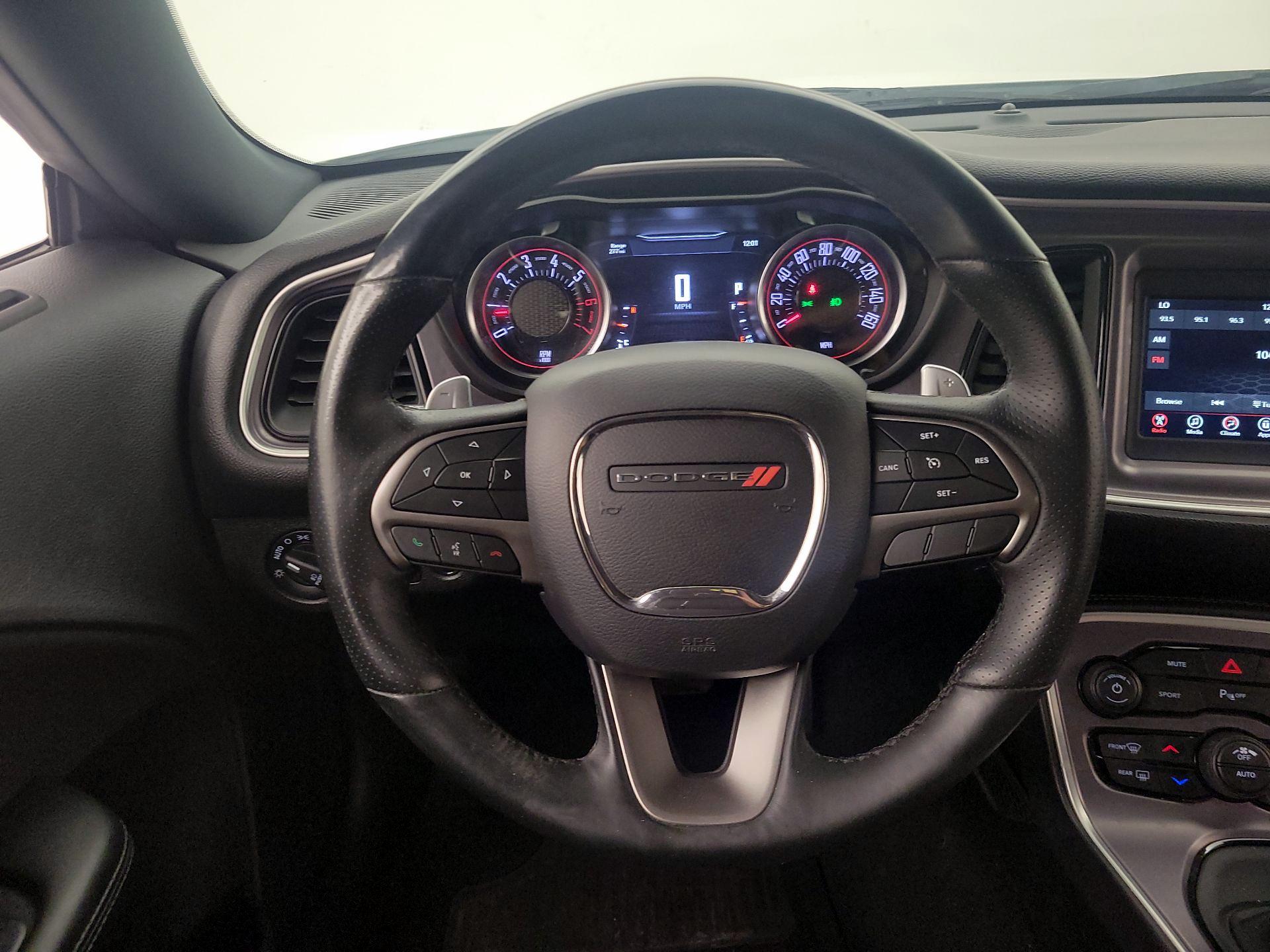 Thumbnail: 2019 Dodge Challenger - 10