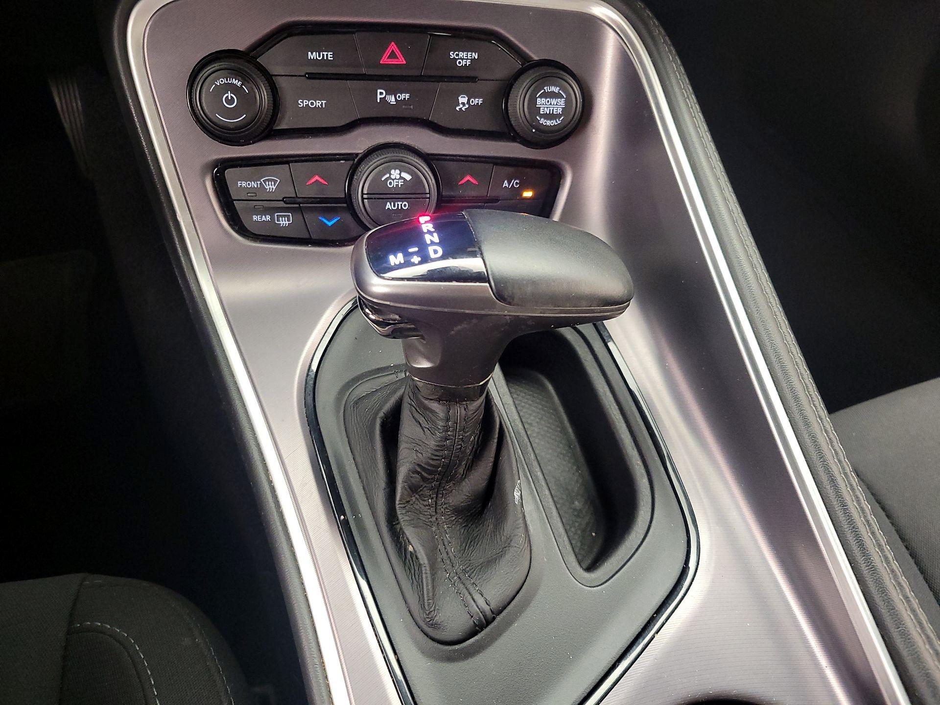 Thumbnail: 2019 Dodge Challenger - 17
