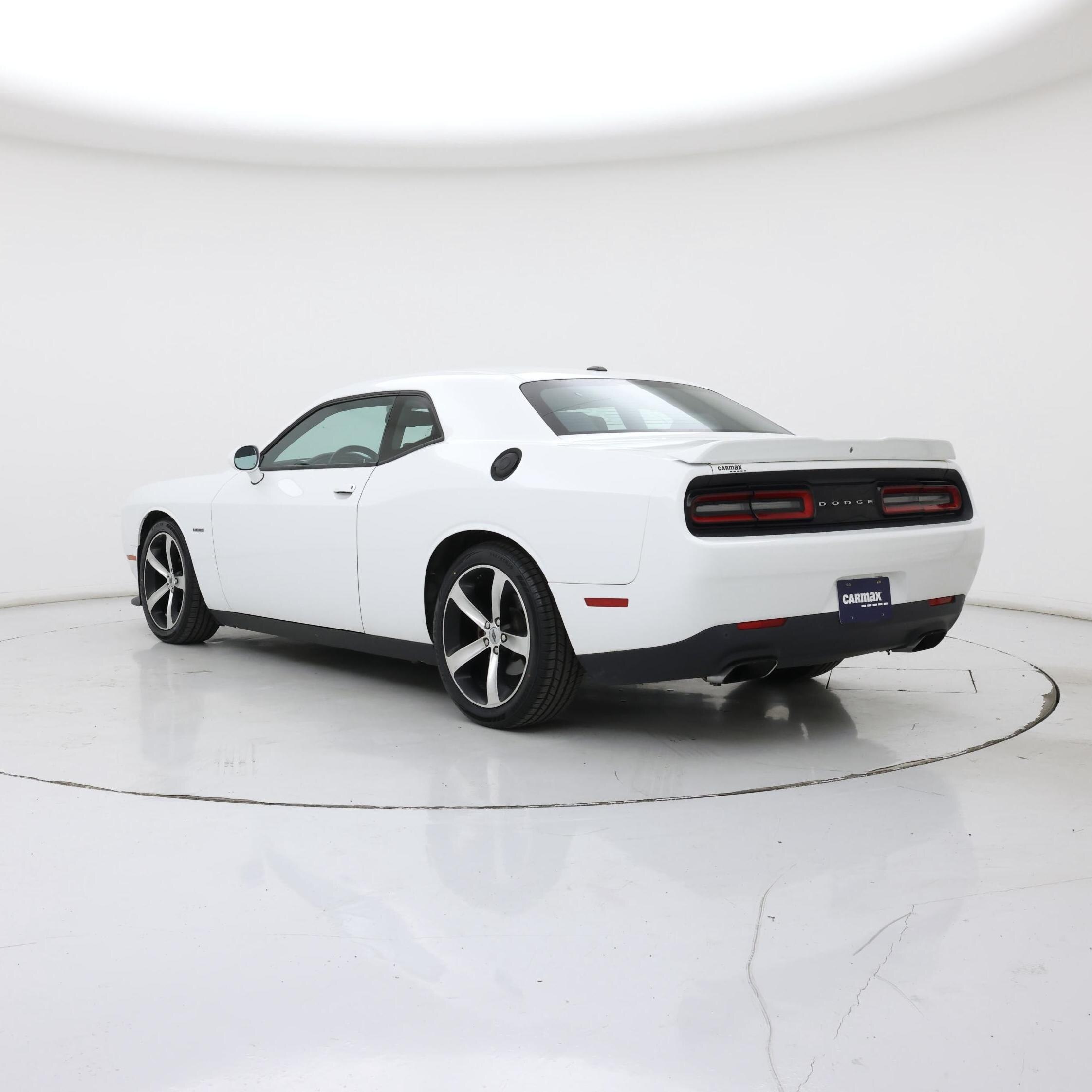 Thumbnail: 2019 Dodge Challenger - 2