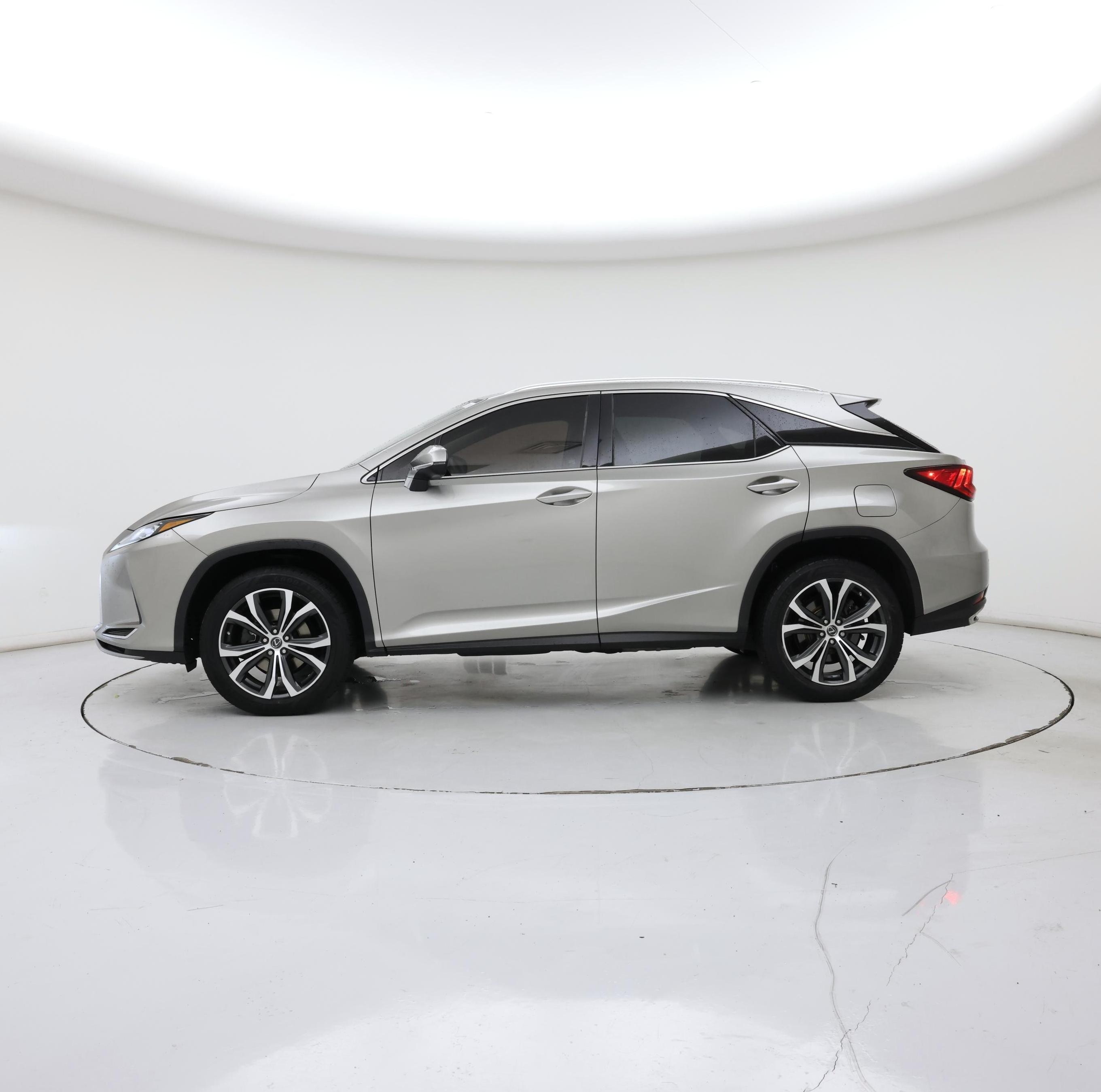 Thumbnail: 2020 Lexus RX - 3