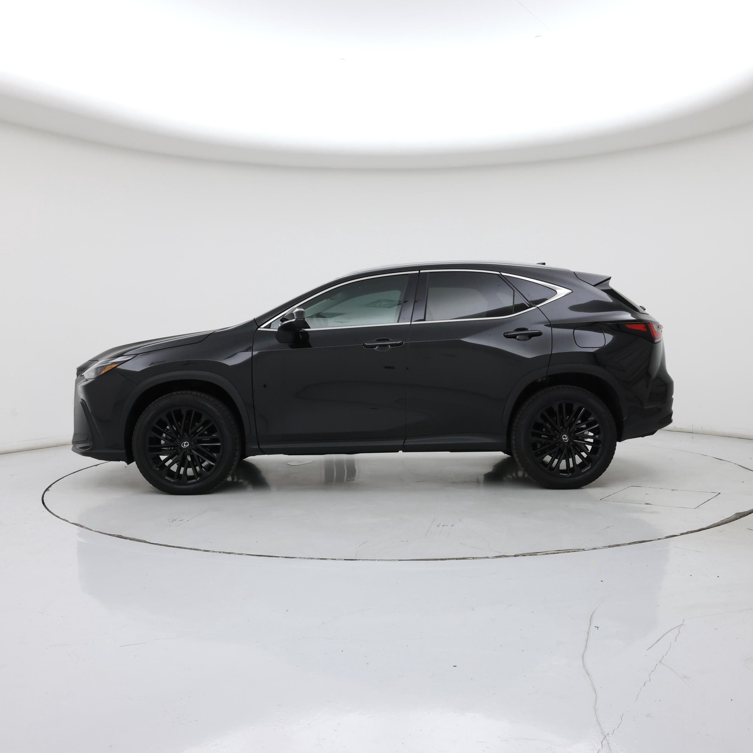 Thumbnail: 2024 Lexus NX - 3