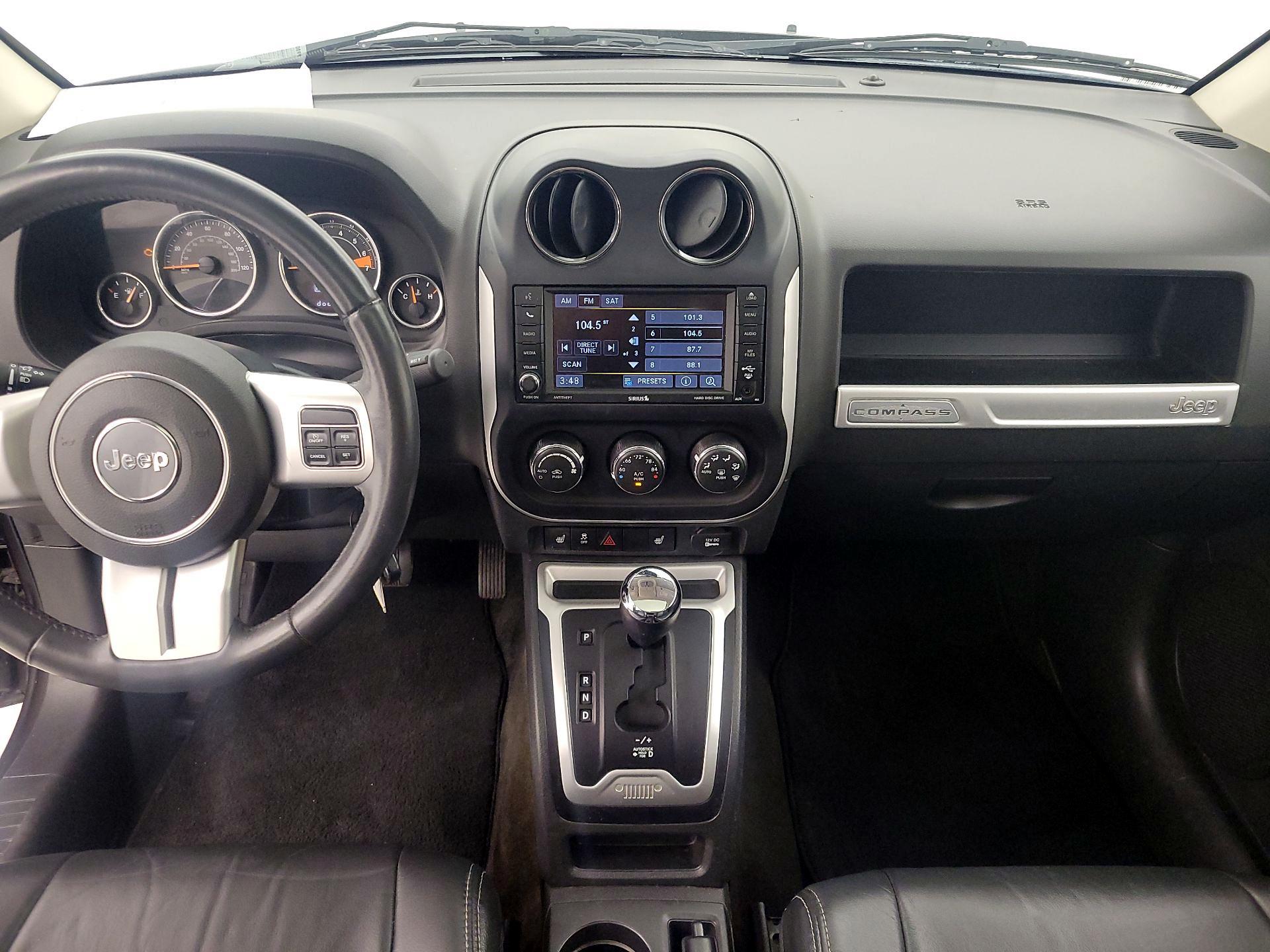 Thumbnail: 2016 Jeep Compass - 9