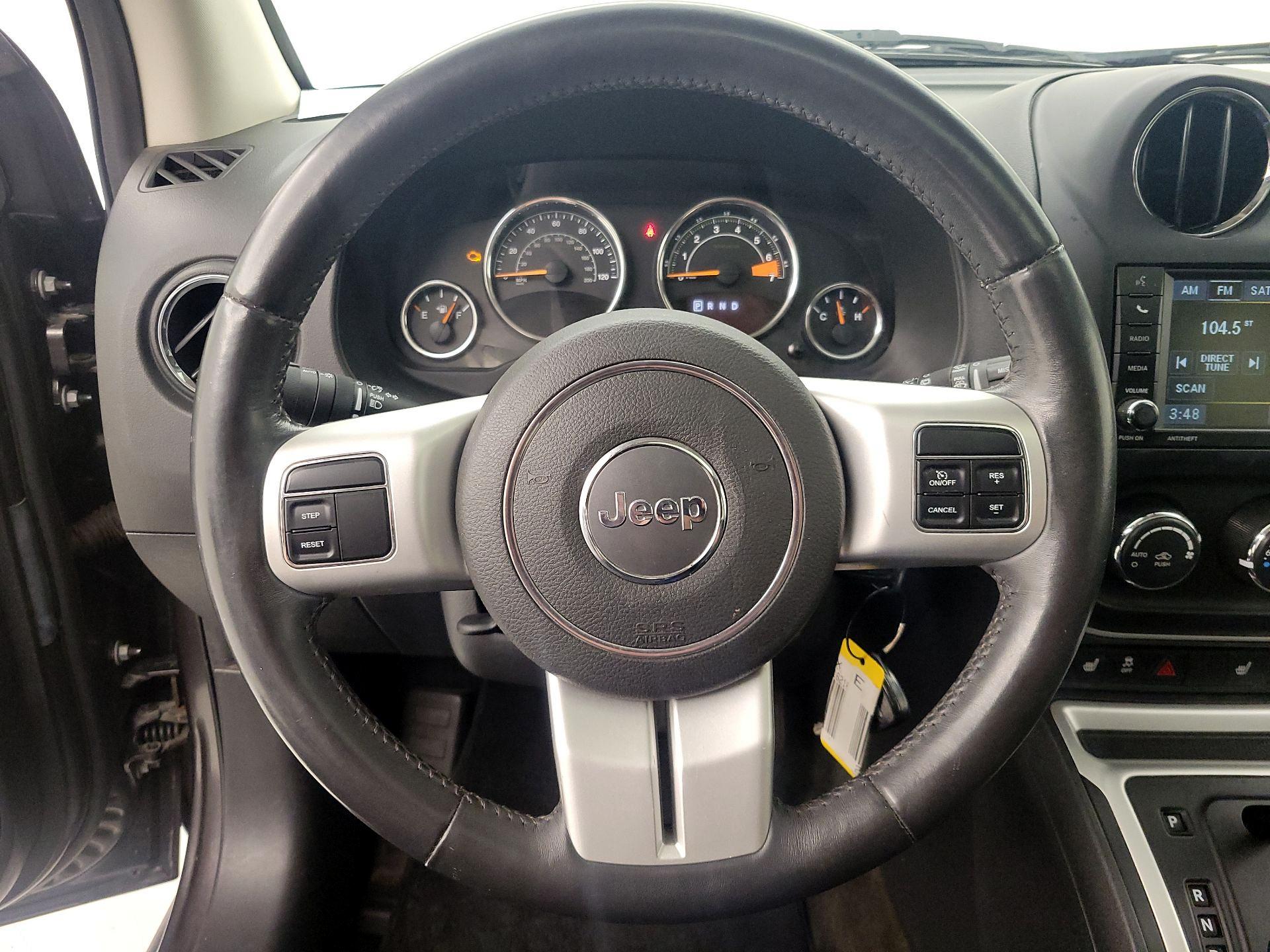 Thumbnail: 2016 Jeep Compass - 10