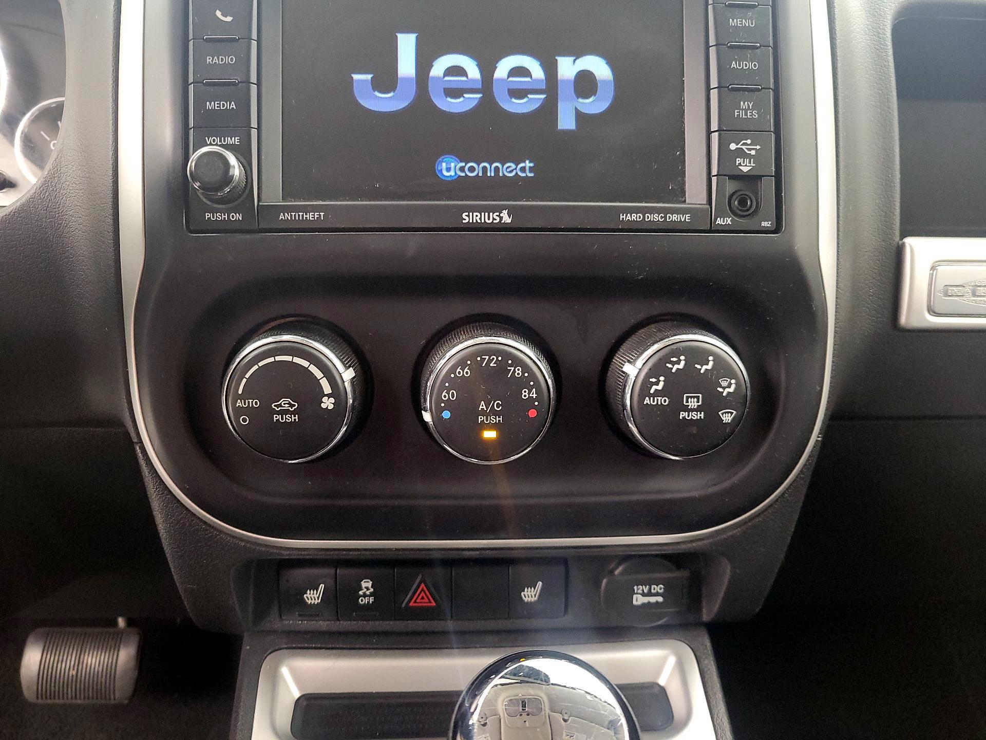 Thumbnail: 2016 Jeep Compass - 14