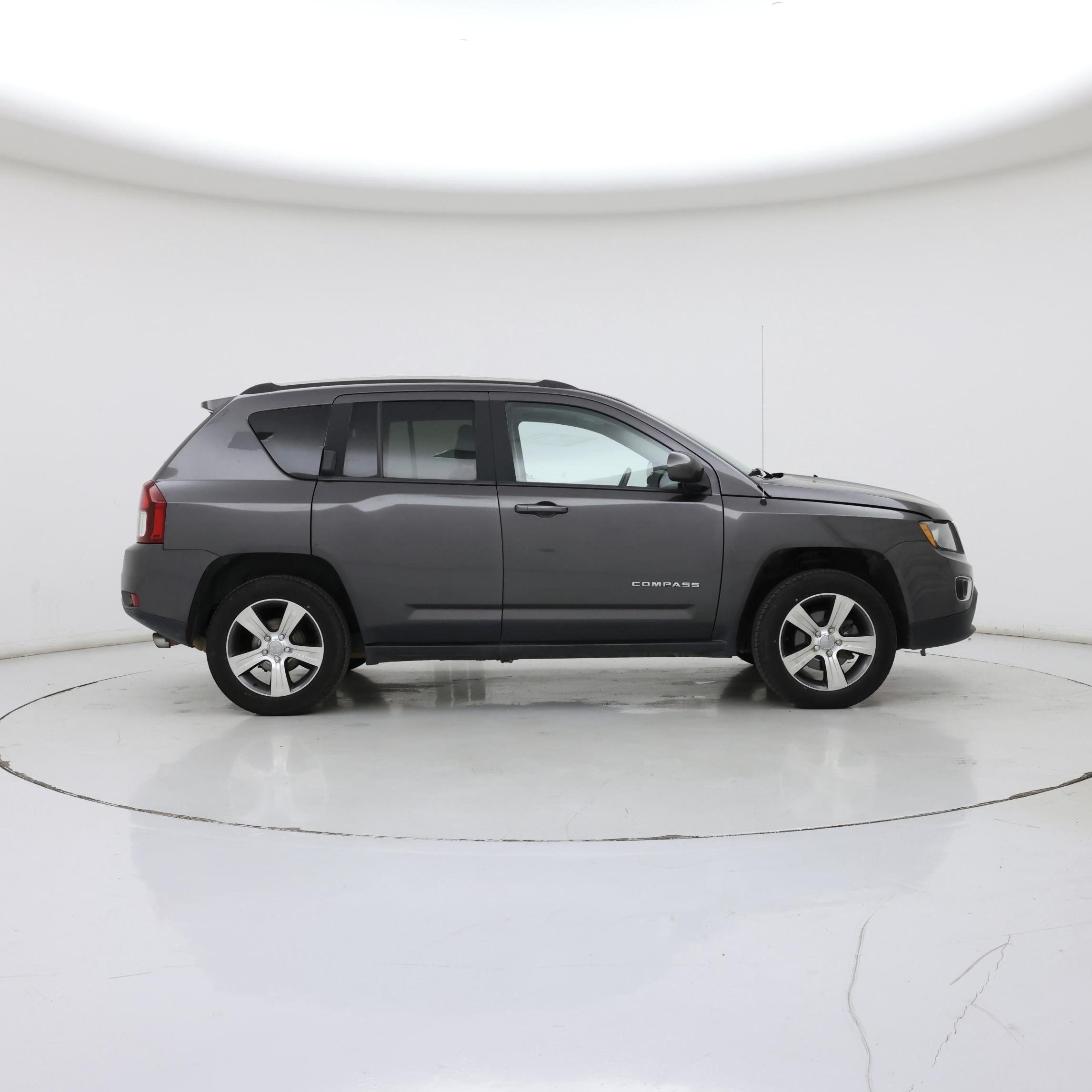 Thumbnail: 2016 Jeep Compass - 7