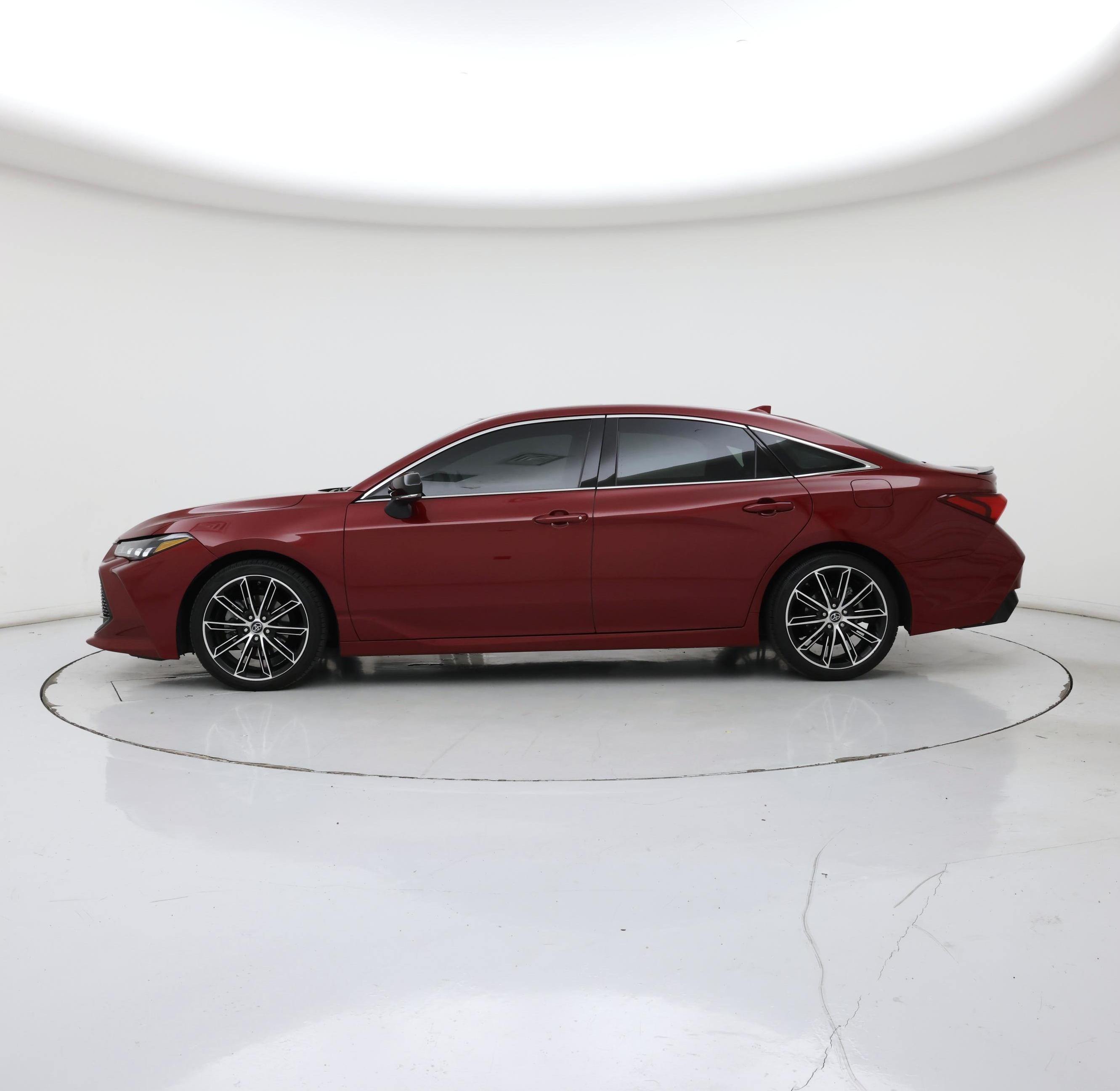 Thumbnail: 2019 Toyota Avalon - 3
