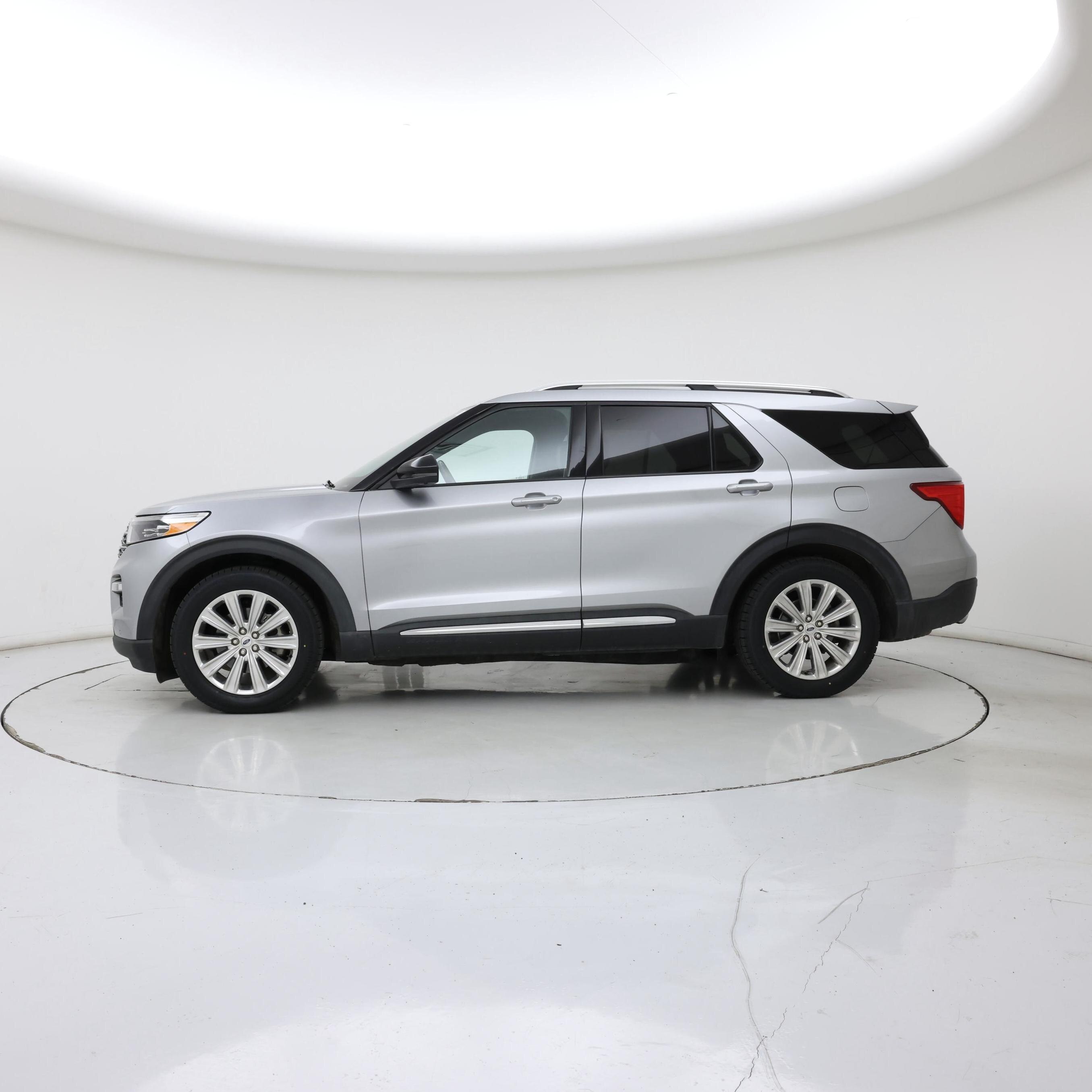 Thumbnail: 2020 Ford Explorer - 3