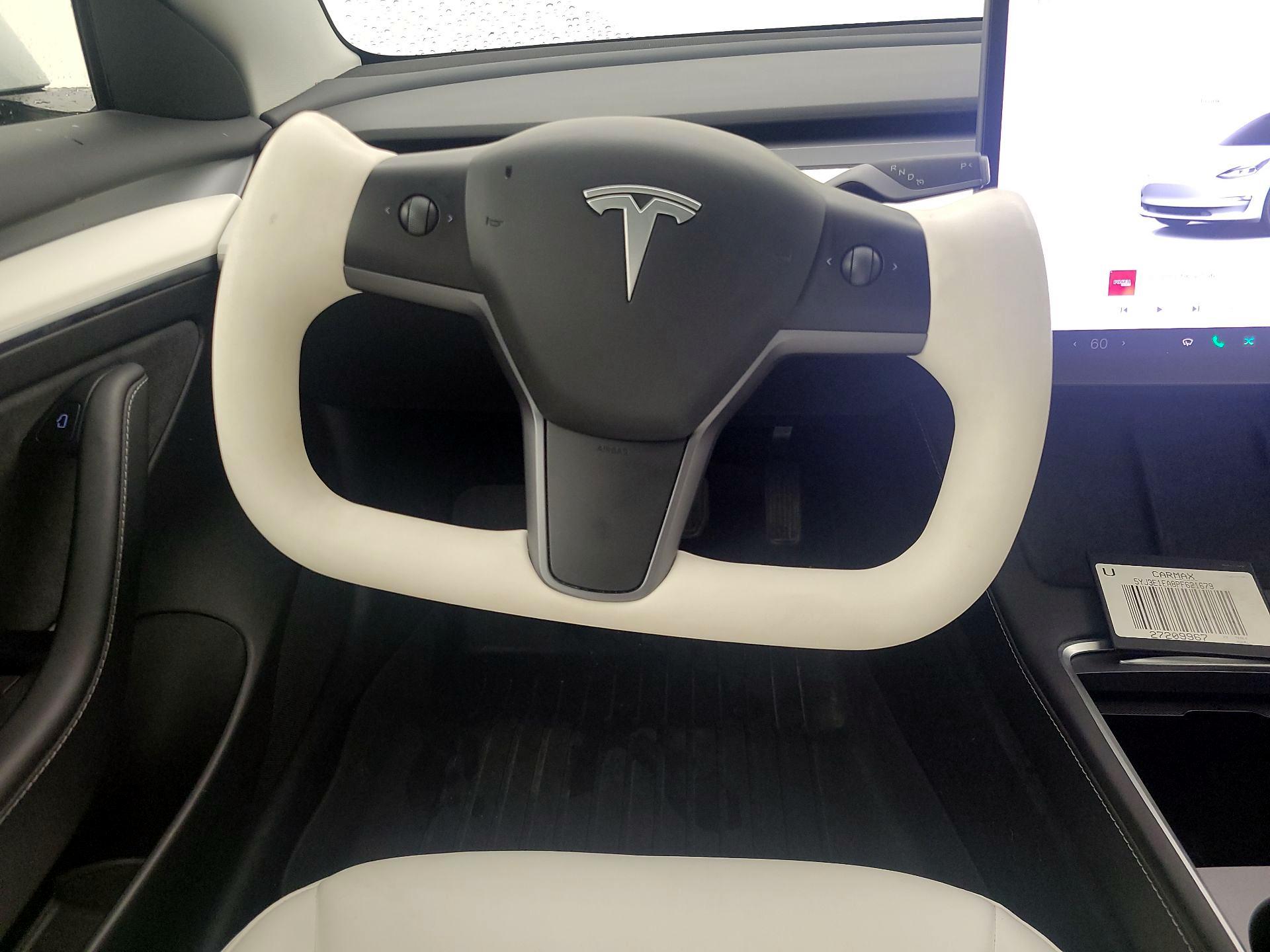 Thumbnail: 2023 Tesla Model 3 - 10