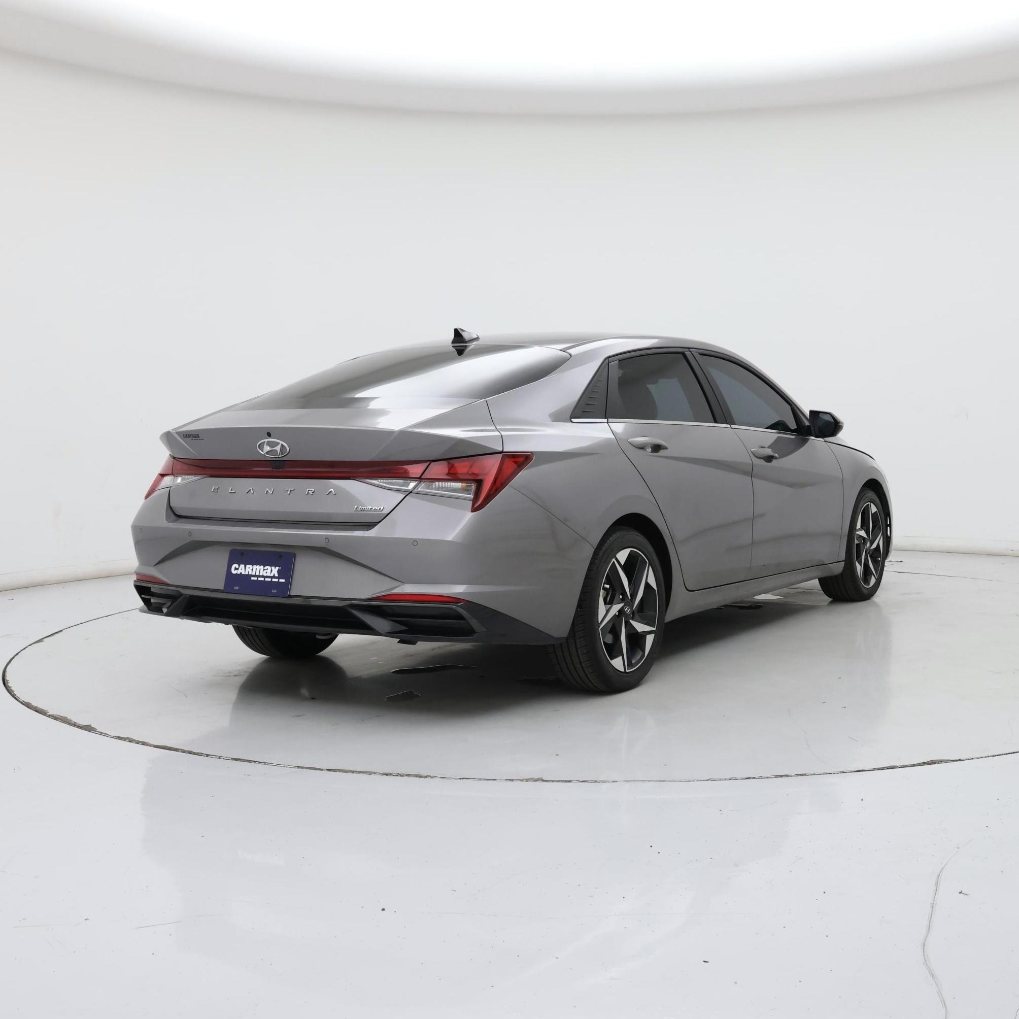 Thumbnail: 2022 Hyundai Elantra - 8